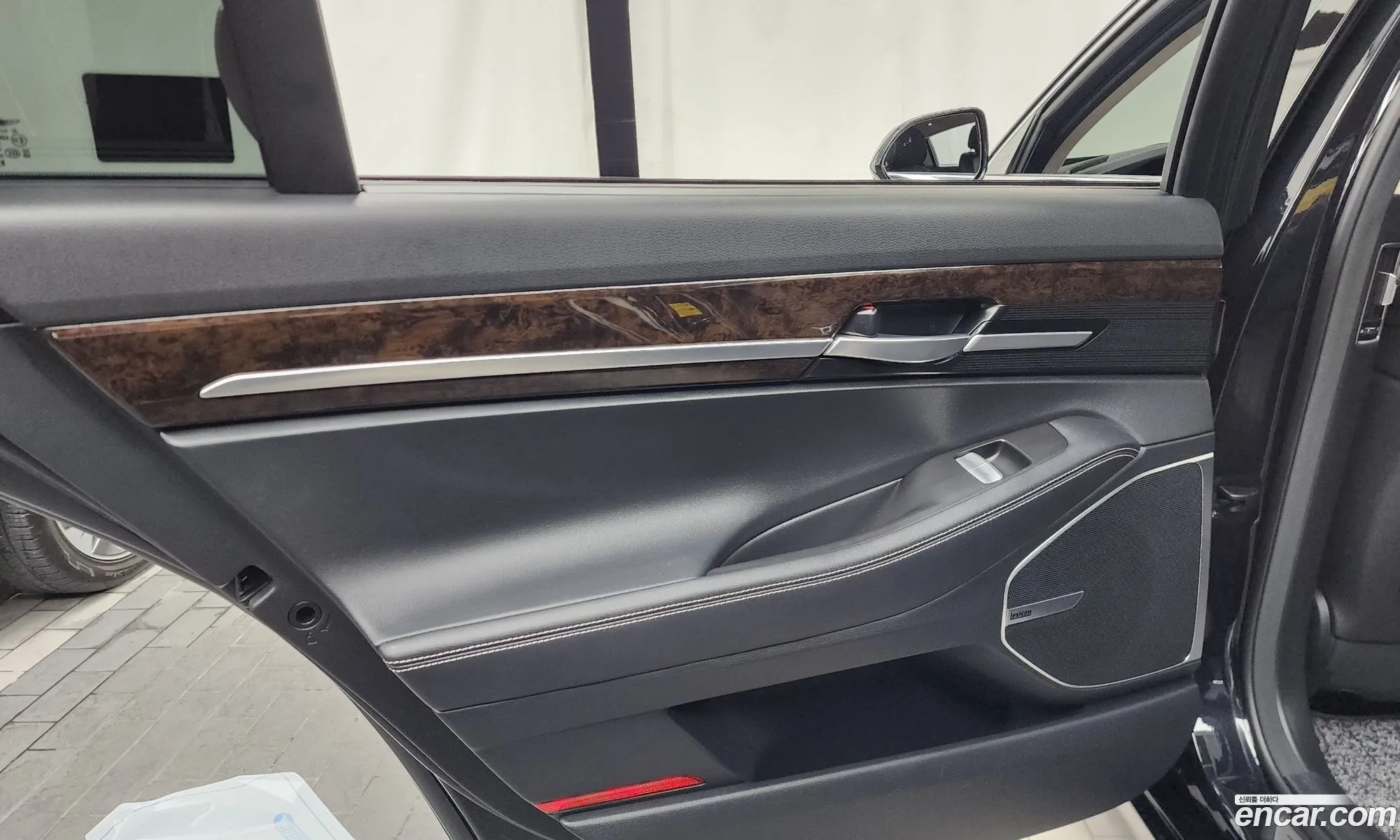 Genesis G90 2020 — 14