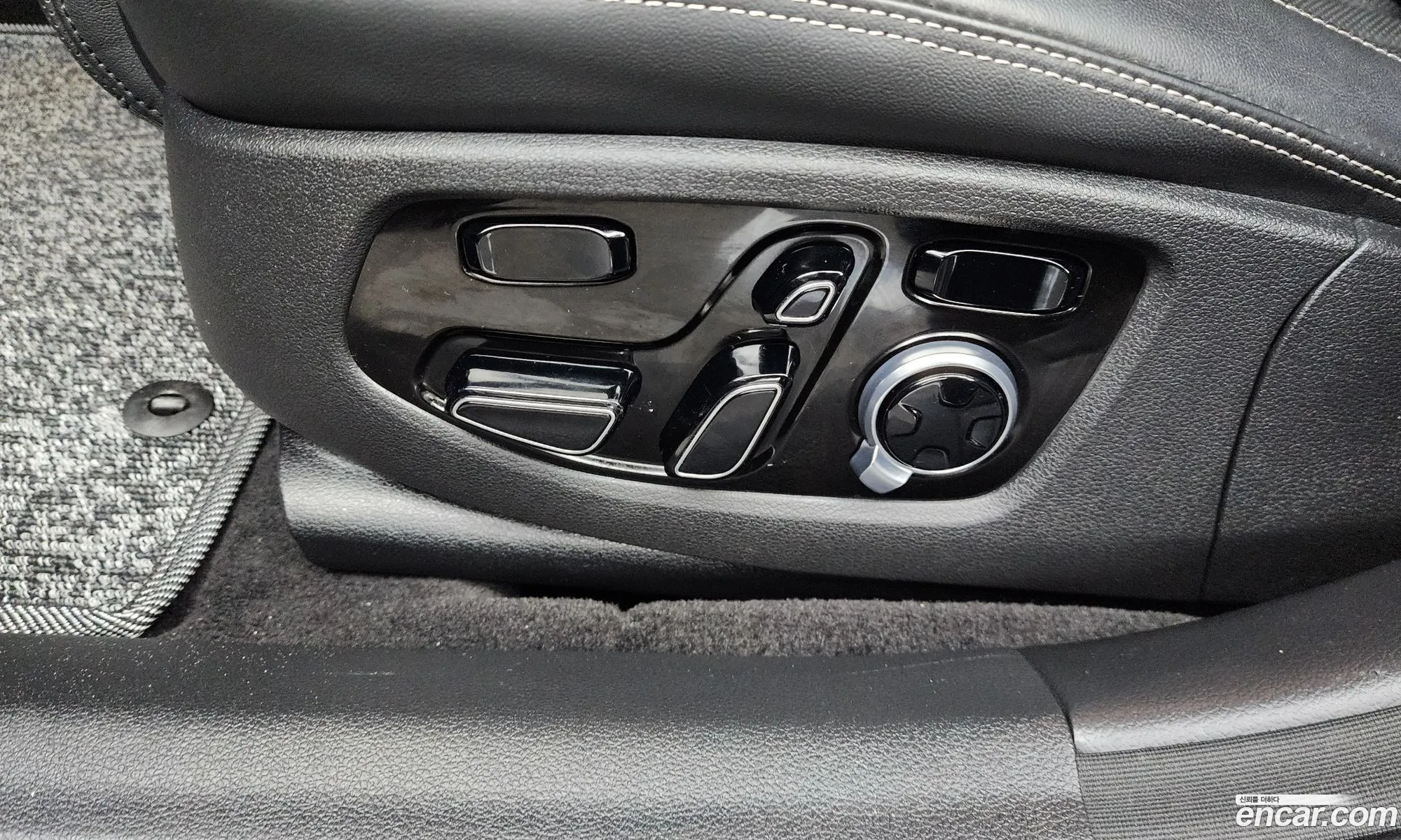 Genesis G90 2020 — 16