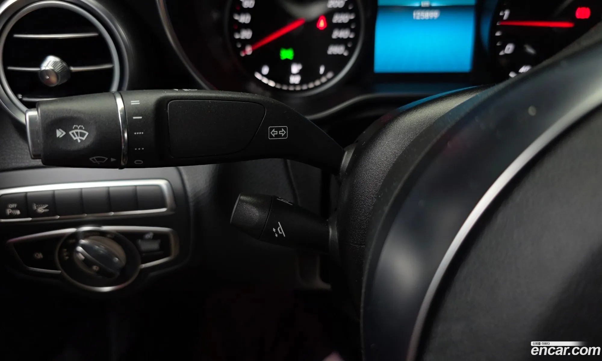Mercedes-Benz C-Class W205 2019 — 2