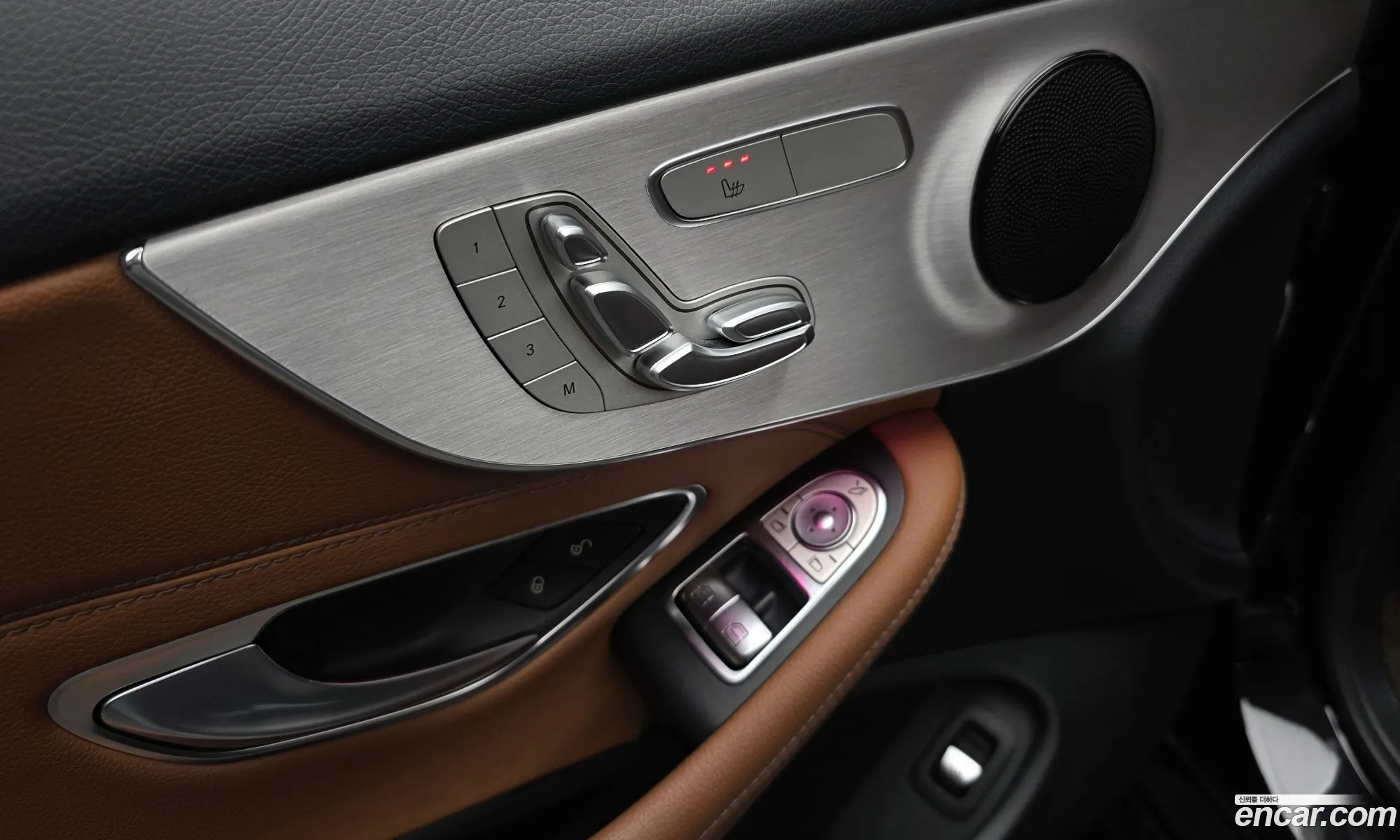 Mercedes-Benz C-Class W205 2019 — 23