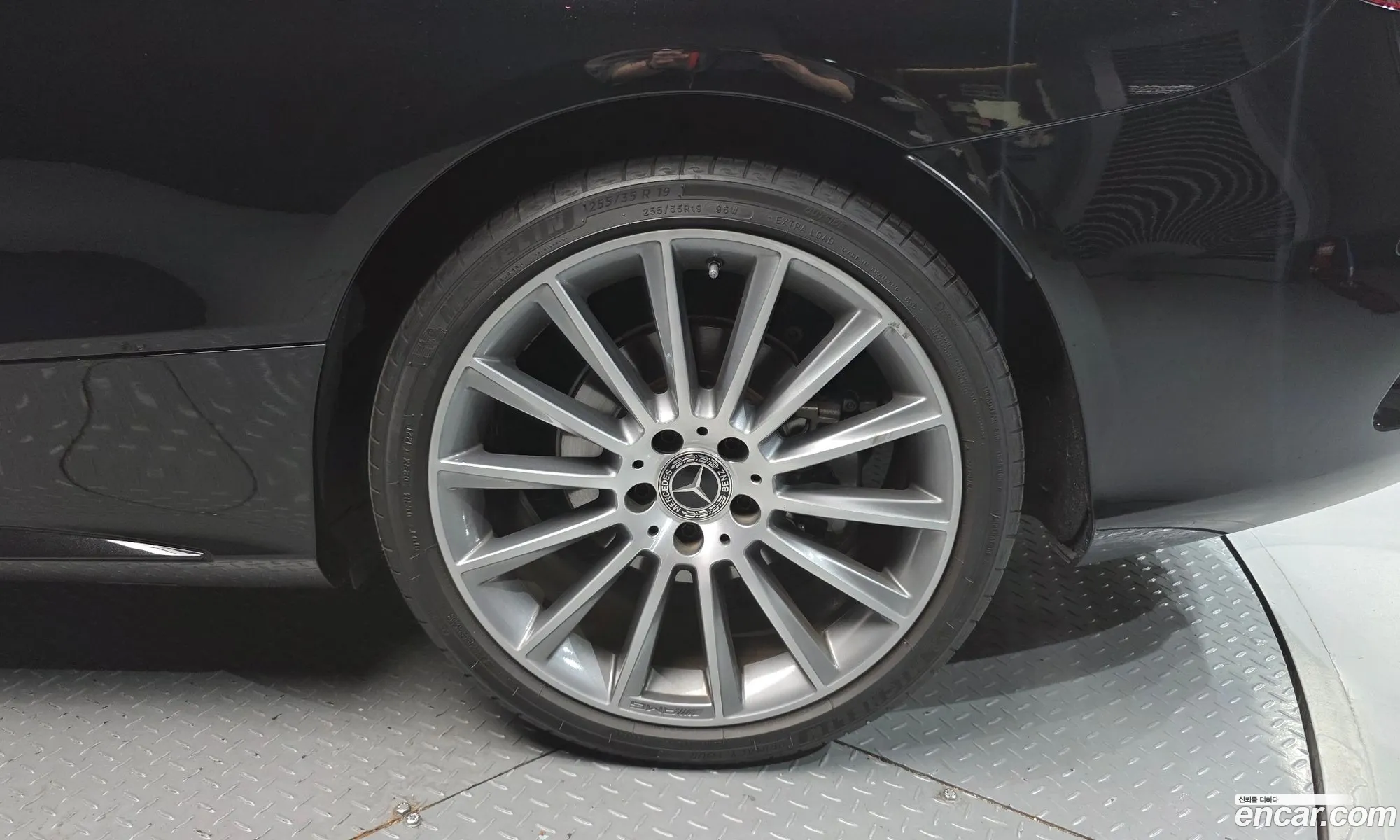 Mercedes-Benz C-Class W205 2019 — 13