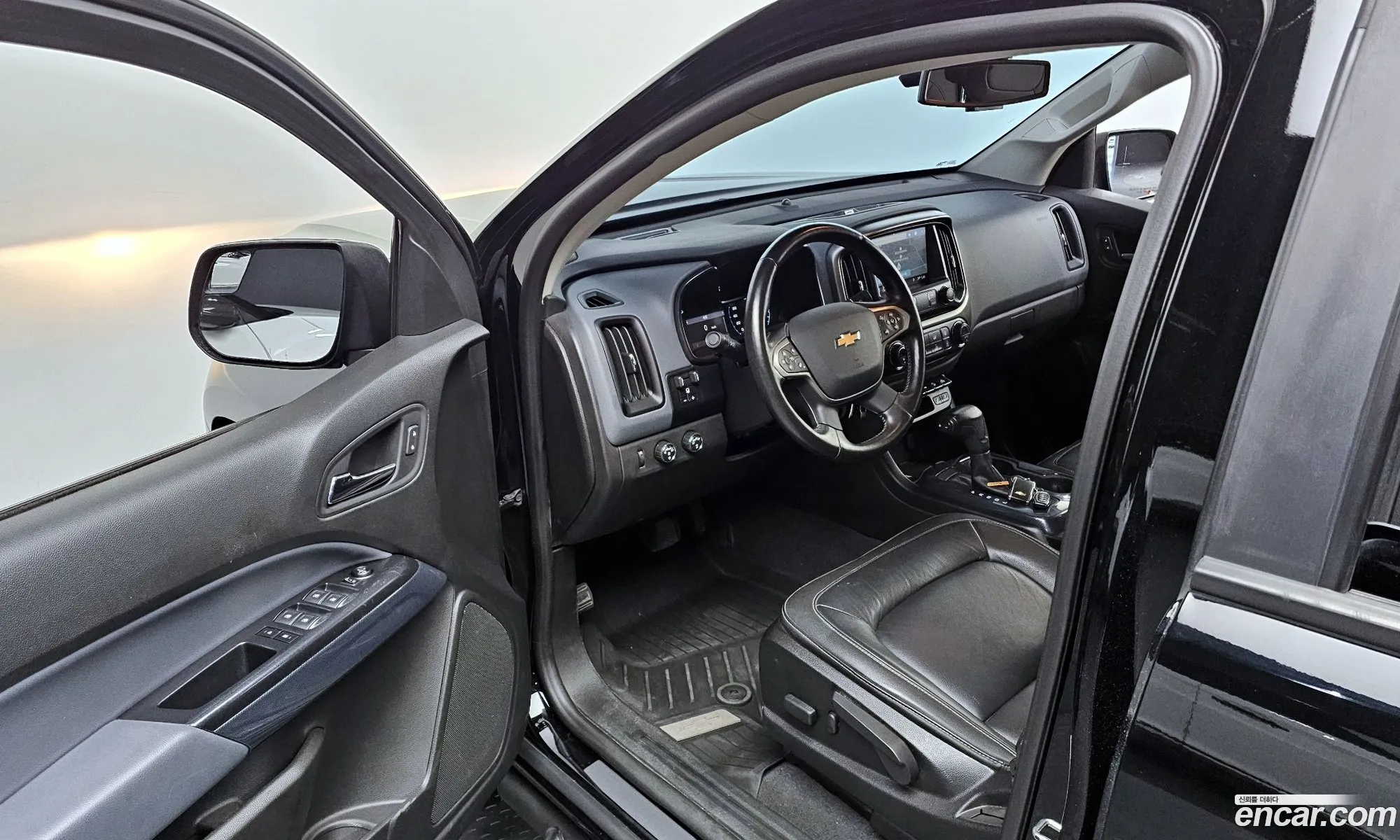 Chevrolet (GM Daewoo) Real New Colorado 2021 — 6