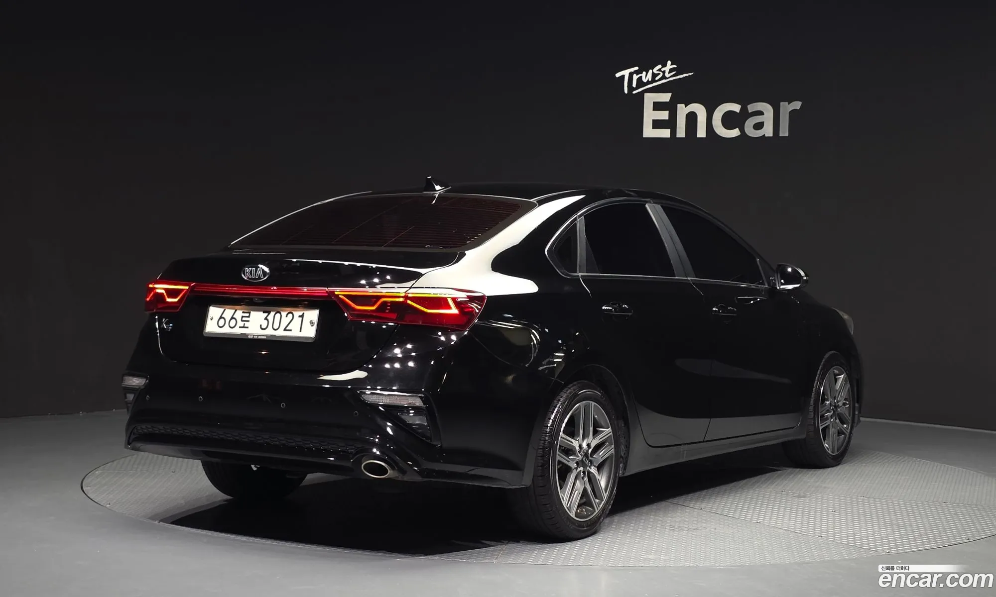 Kia K3 2018 — 14