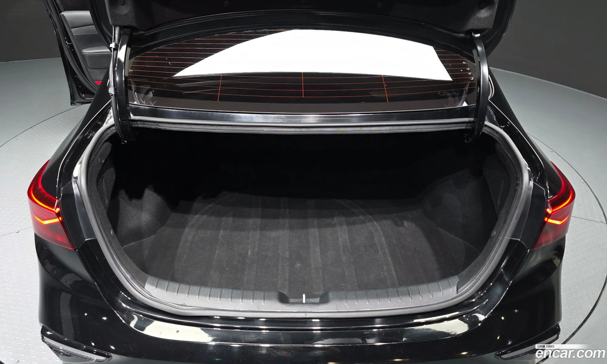 Kia K3 2018 — 16