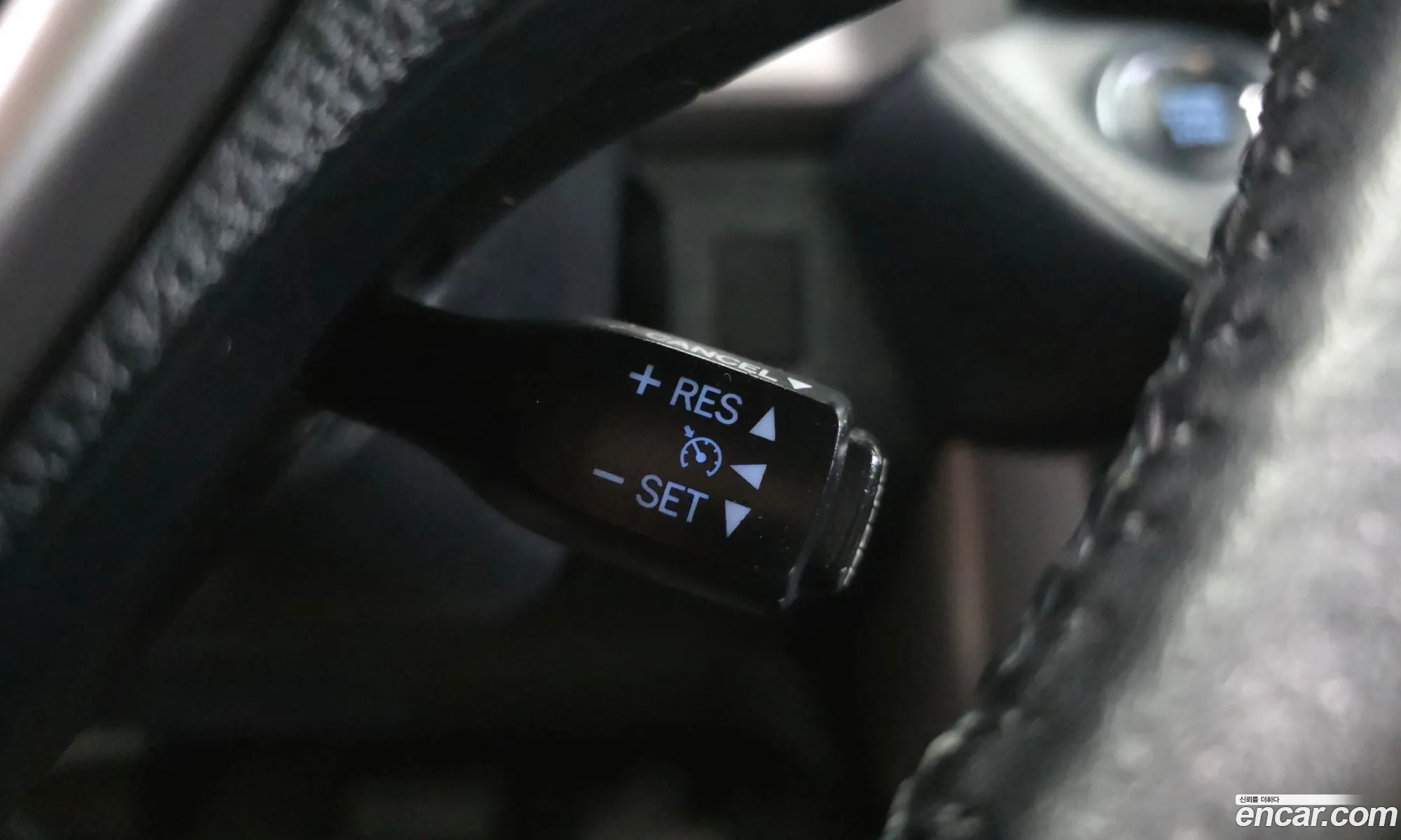 Toyota RAV4 2018 — 18