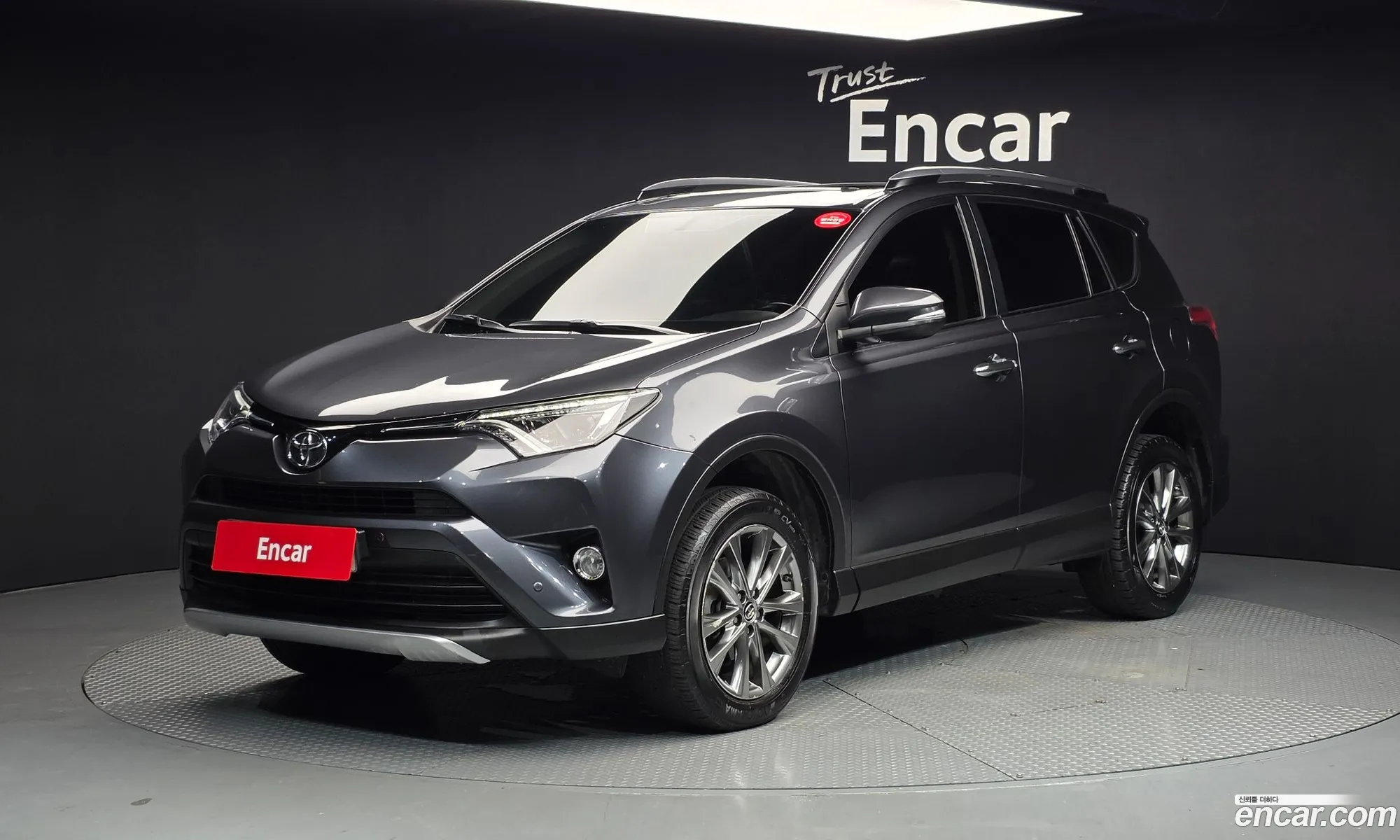 Toyota RAV4 2018 — 10