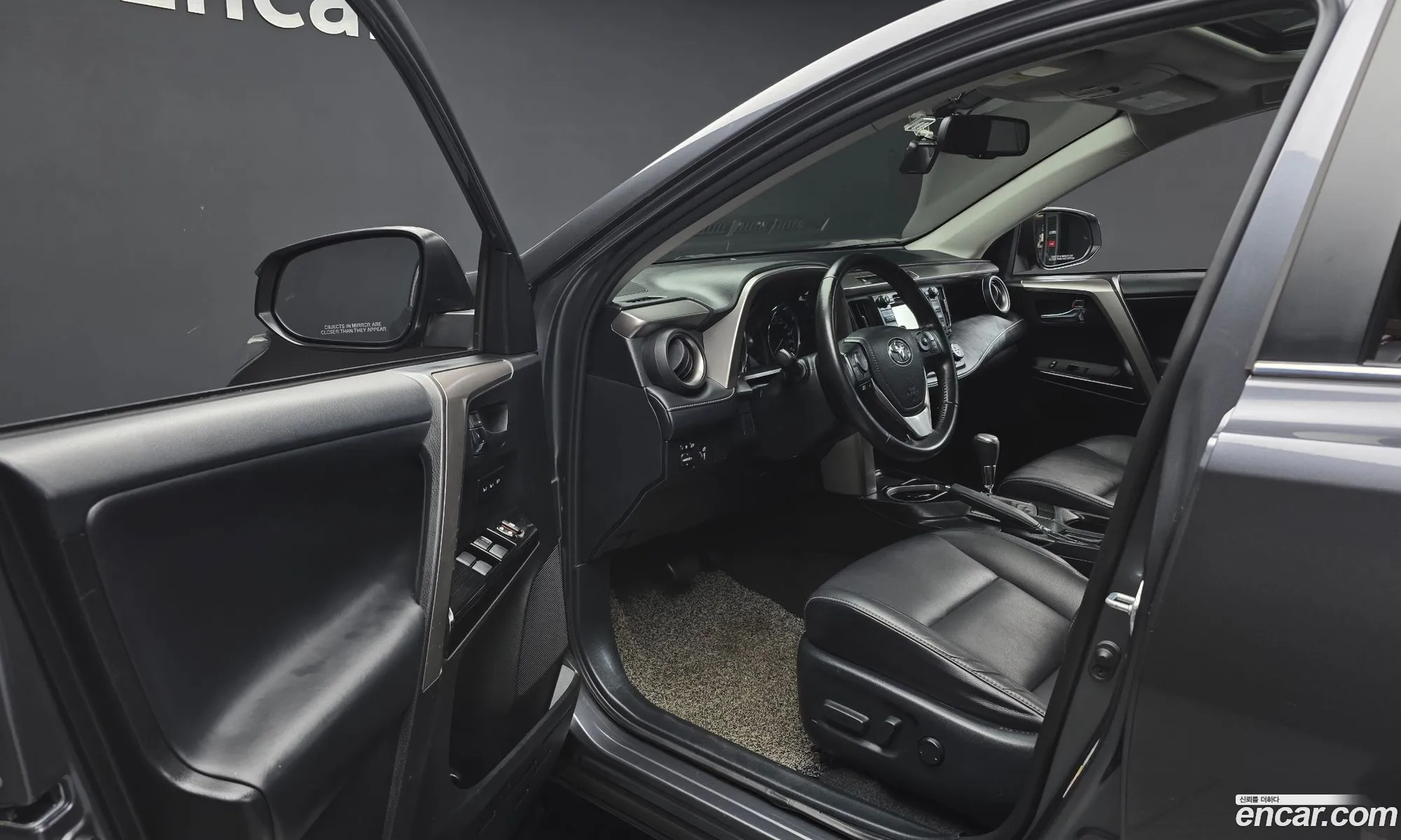 Toyota RAV4 2018 — 12