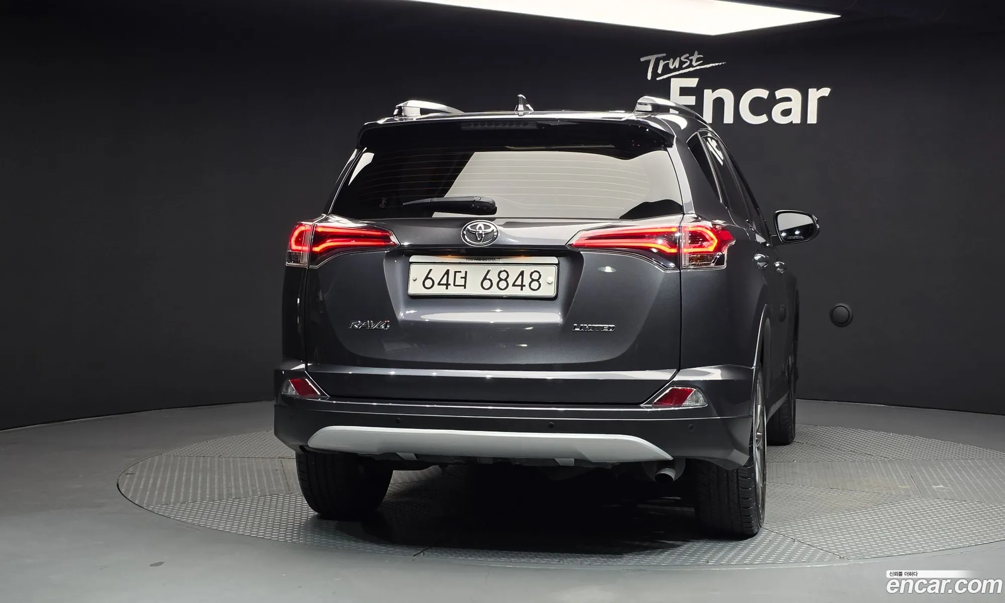 Toyota RAV4 2018 — 9
