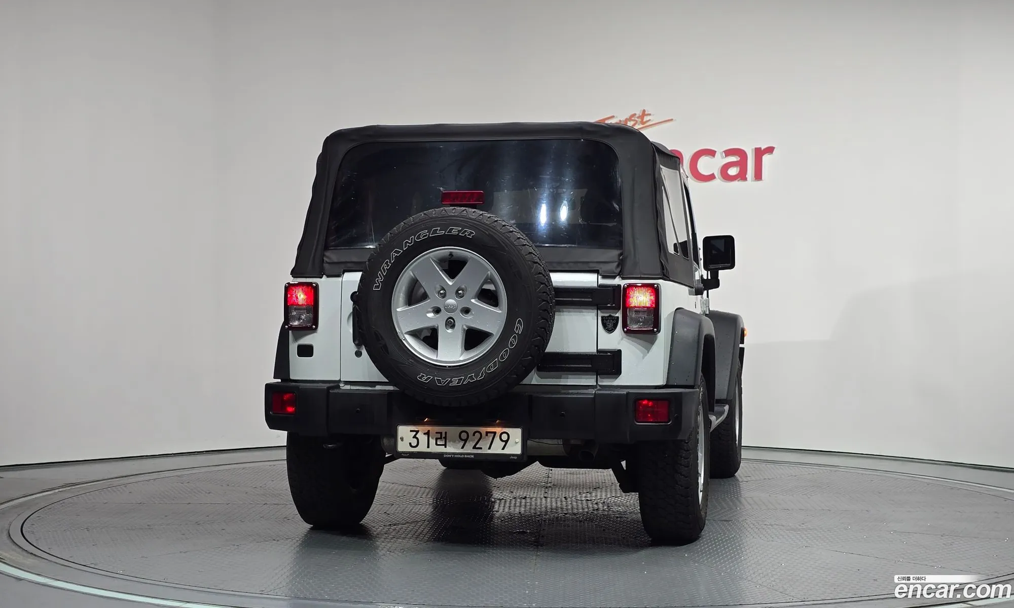 Jeep Wrangler 2017 1C4HJWAG6HL515352 — 9