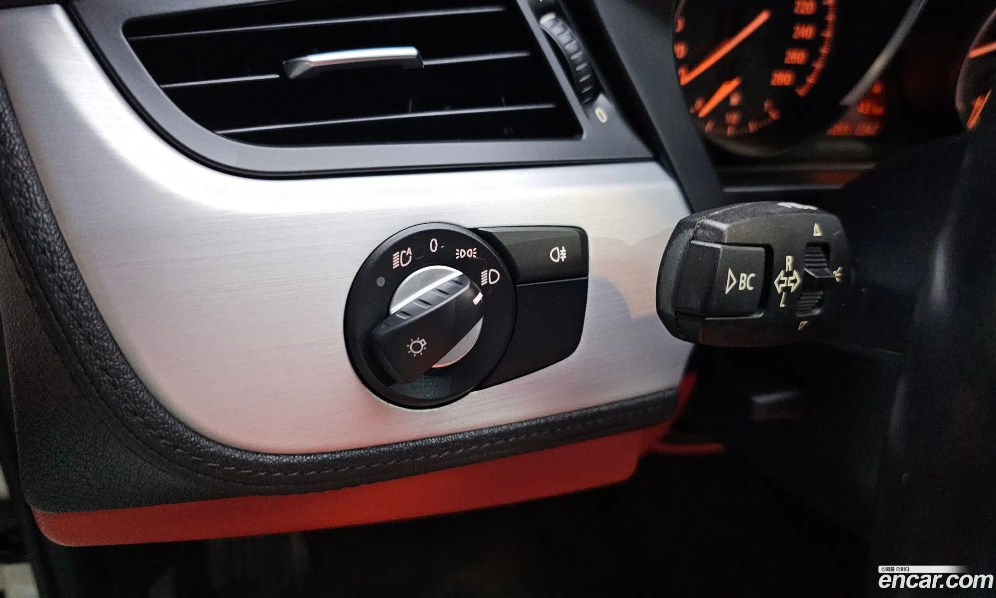 BMW Z4 2013 WBALM7106DE773277 — 5