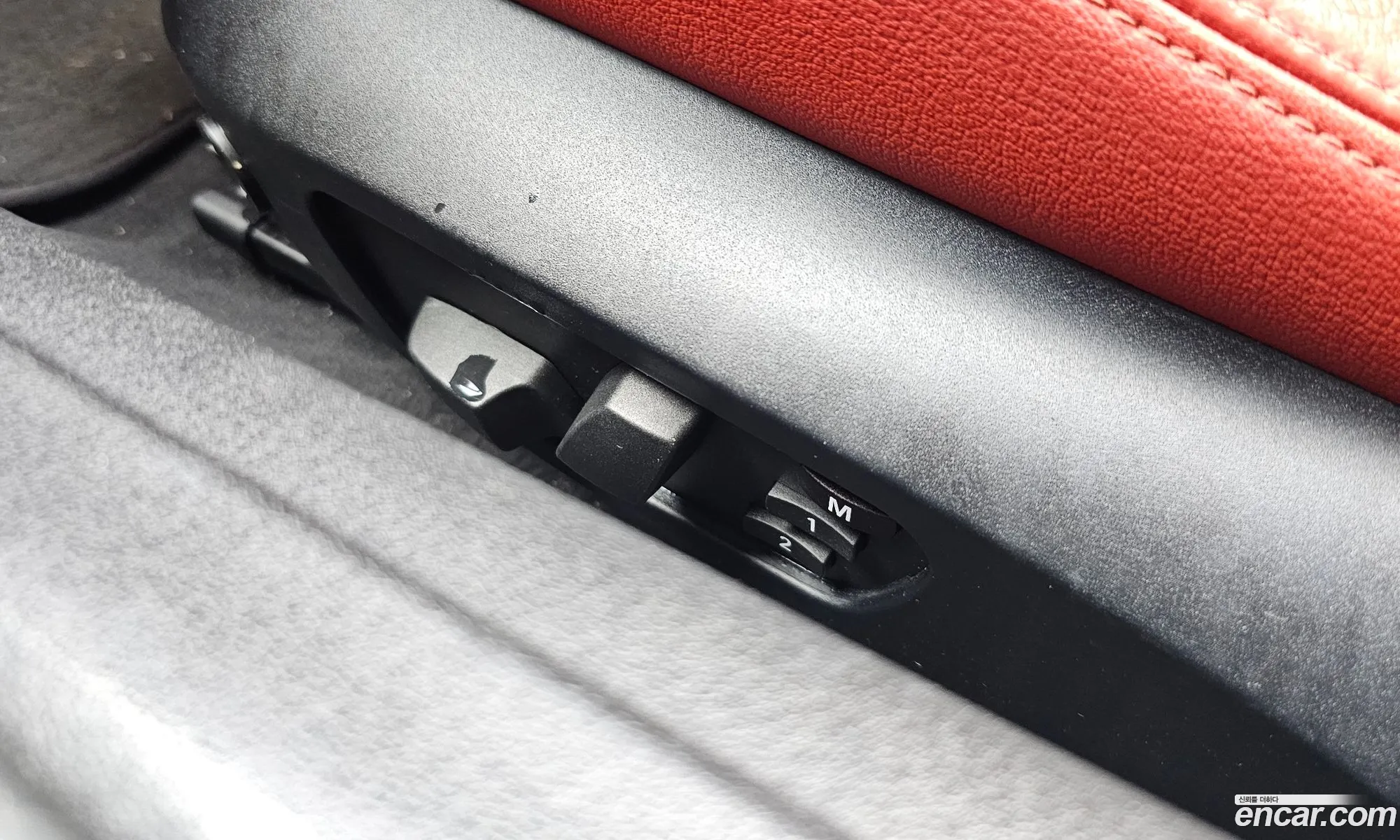 BMW Z4 2013 WBALM7106DE773277 — 19
