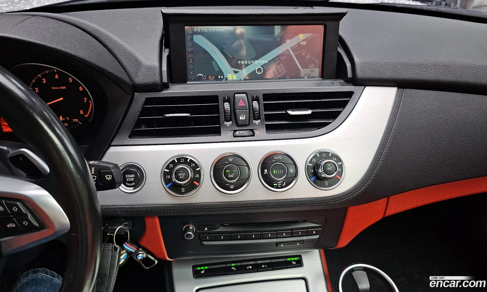 BMW Z4 2013 WBALM7106DE773277 — 13