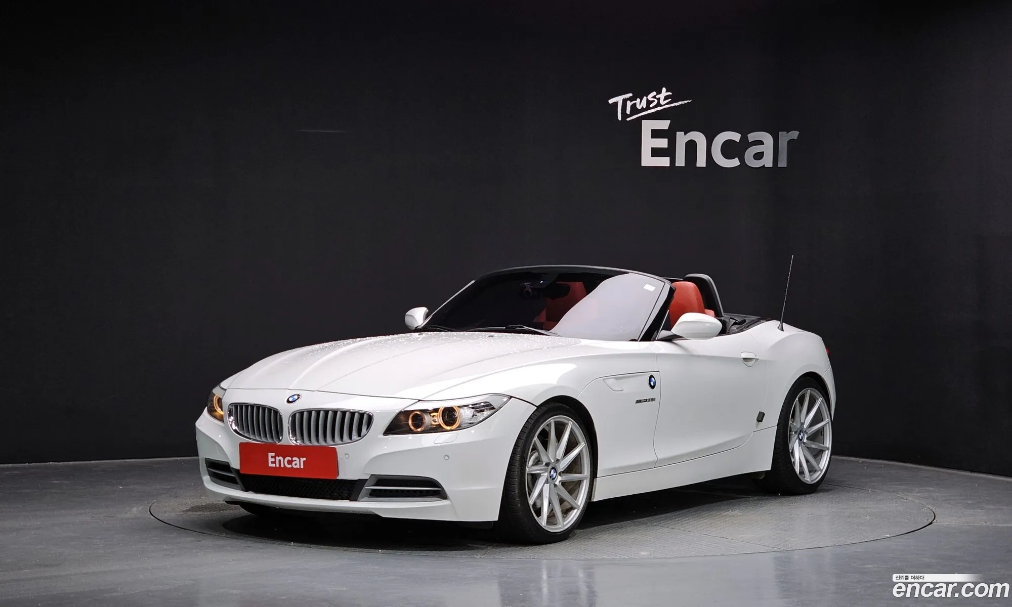 BMW Z4 2013 WBALM7106DE773277 — 3
