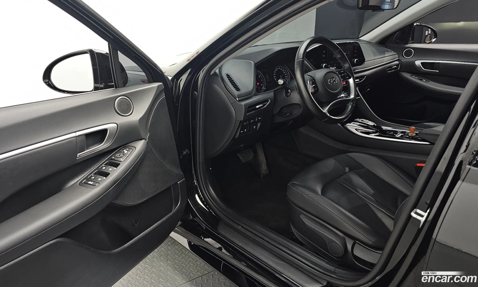 Hyundai Sonata 2022 — 25