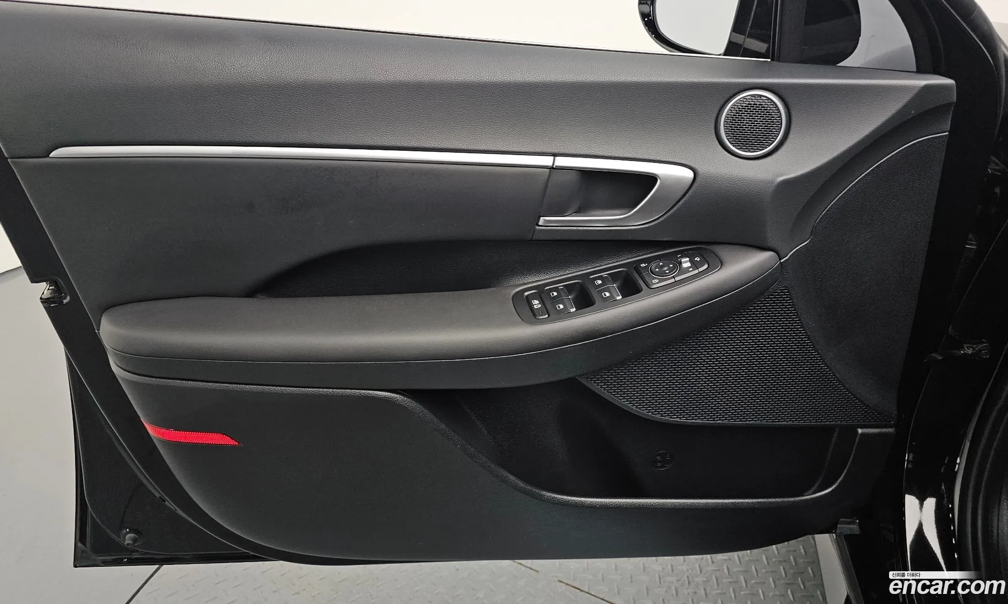Hyundai Sonata 2022 — 28