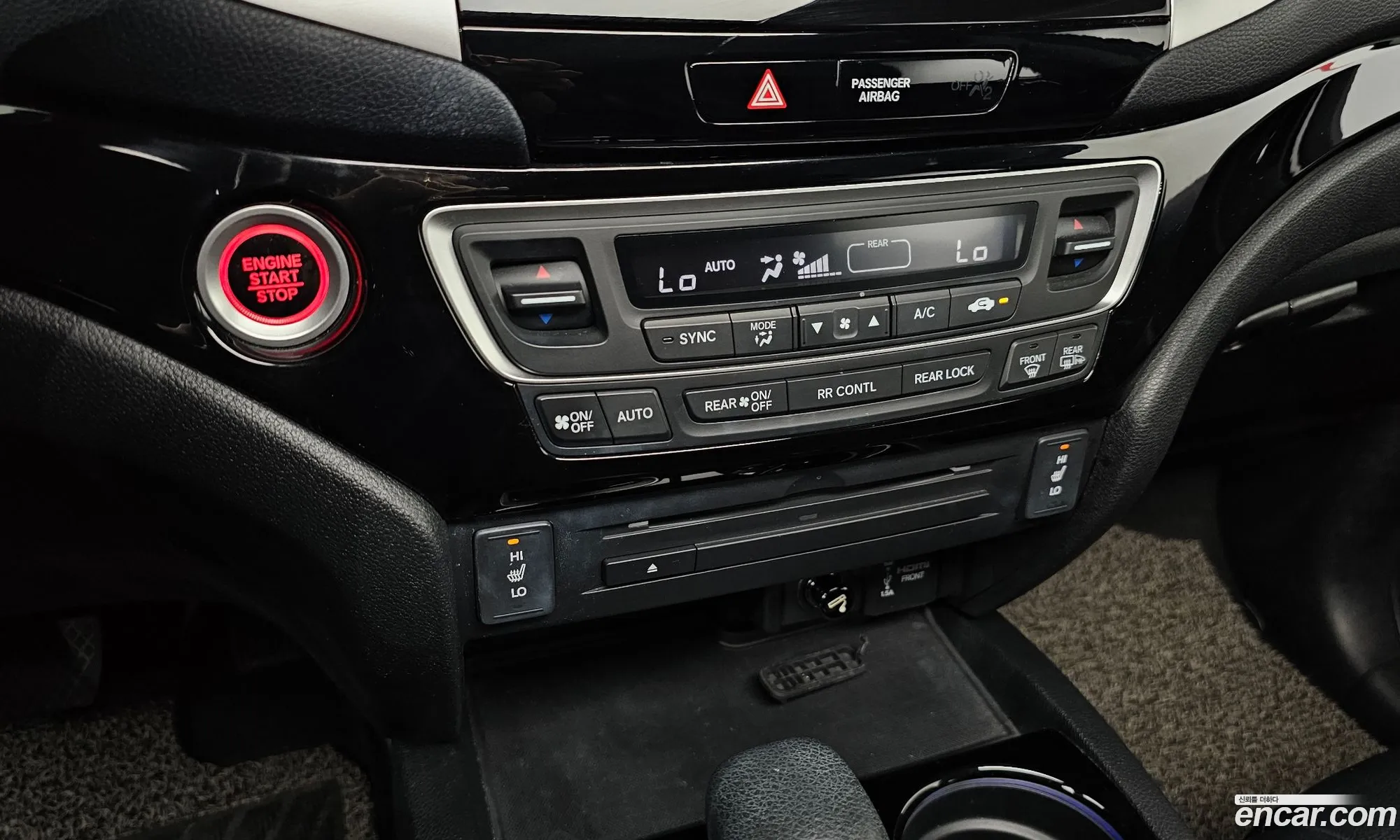 Honda Pilot 2017 5FNYF6850HB200833 — 2