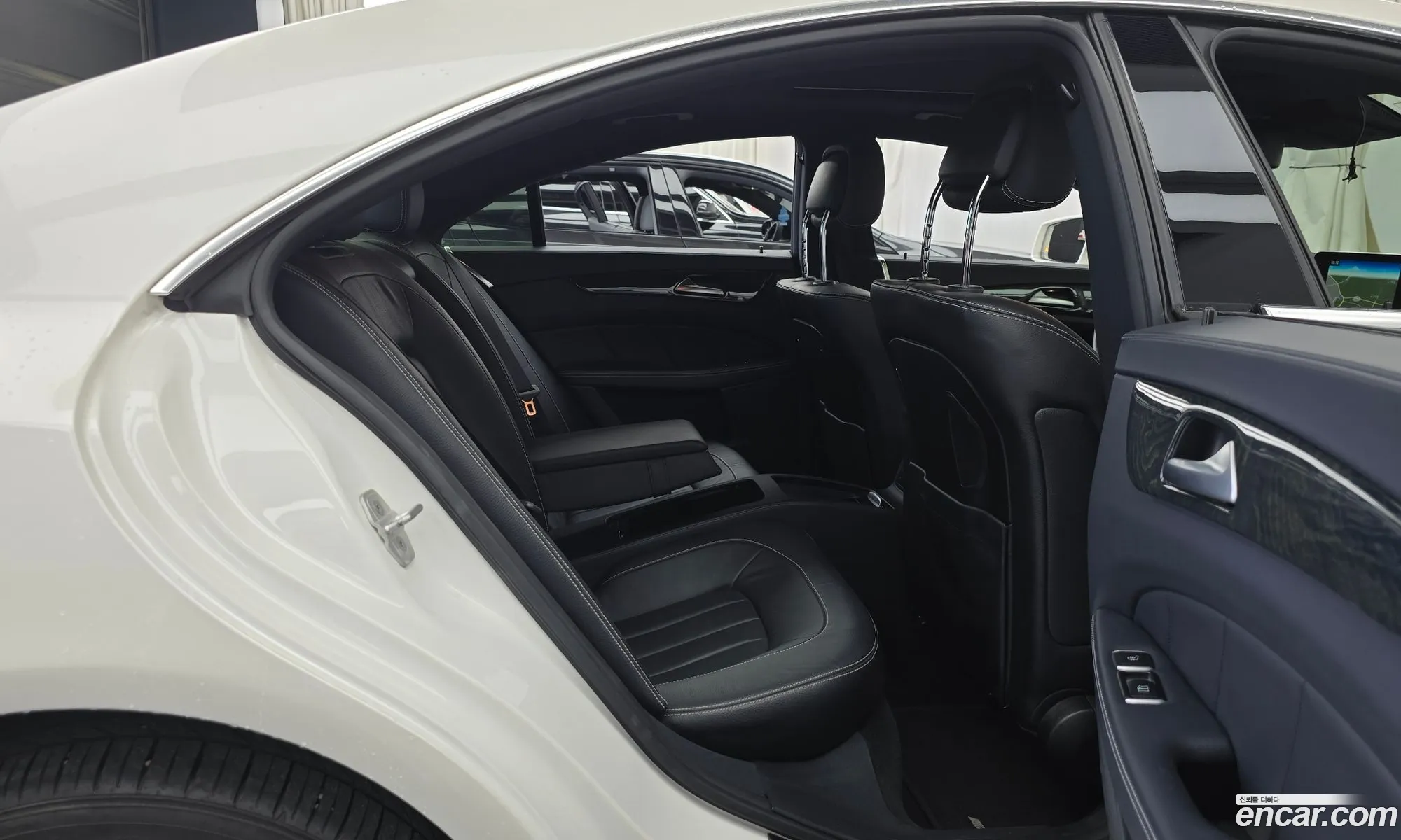 Mercedes-Benz CLS-Class W218 2016 — 3