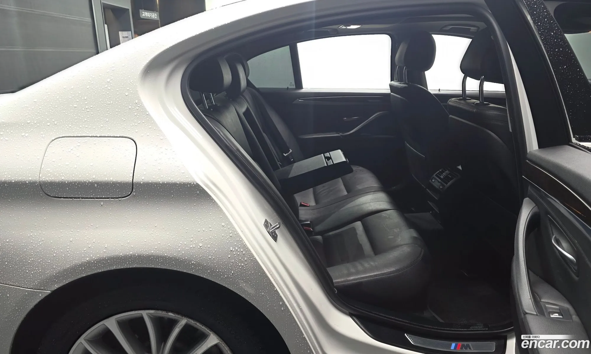 BMW 5 Series 2016 WBA5A7109GG297424 — 19