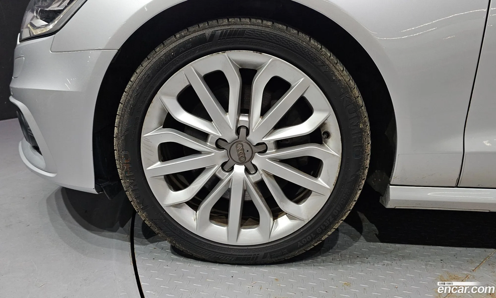 Audi A6 2014 — 13