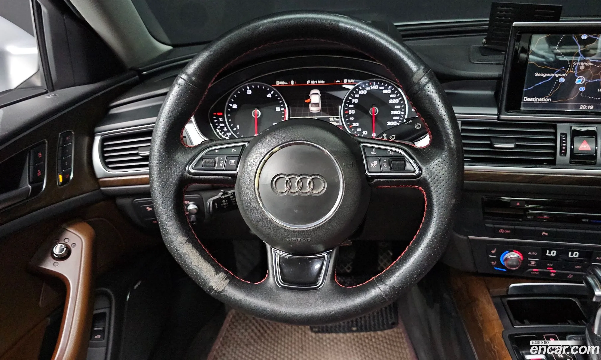 Audi A6 2014 — 17