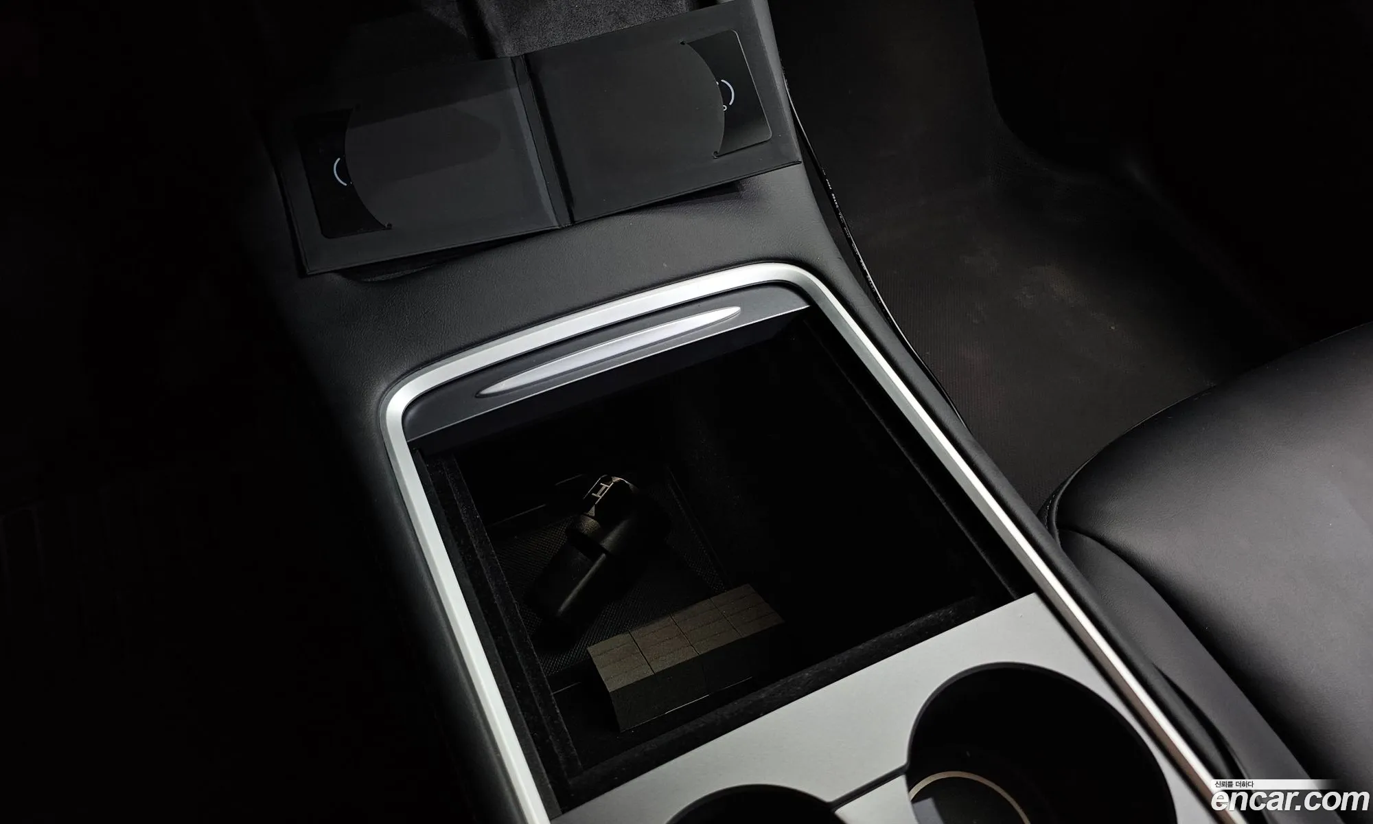 Tesla Model Y 2023 — 12