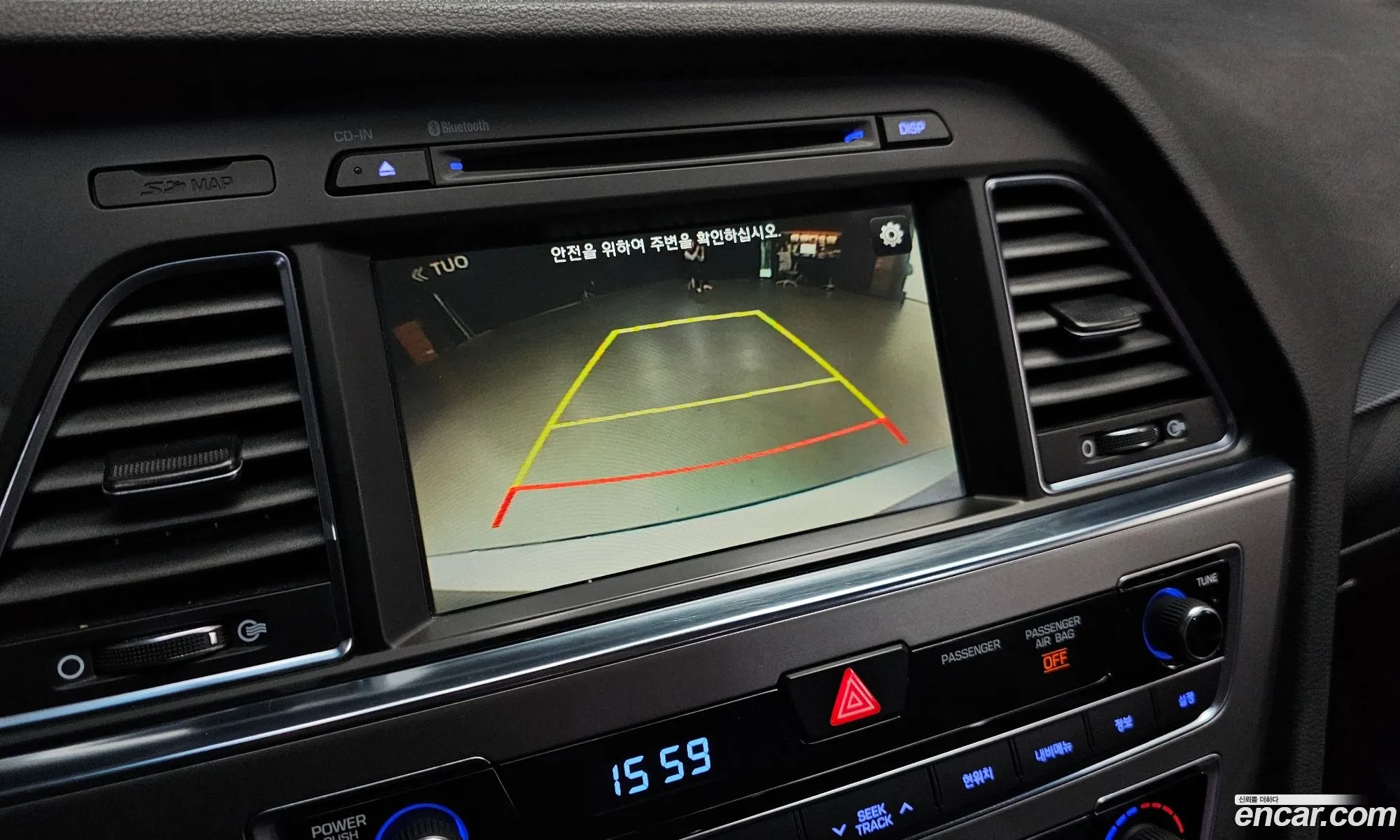 Hyundai LF Sonata Hybrid 2016 — 8