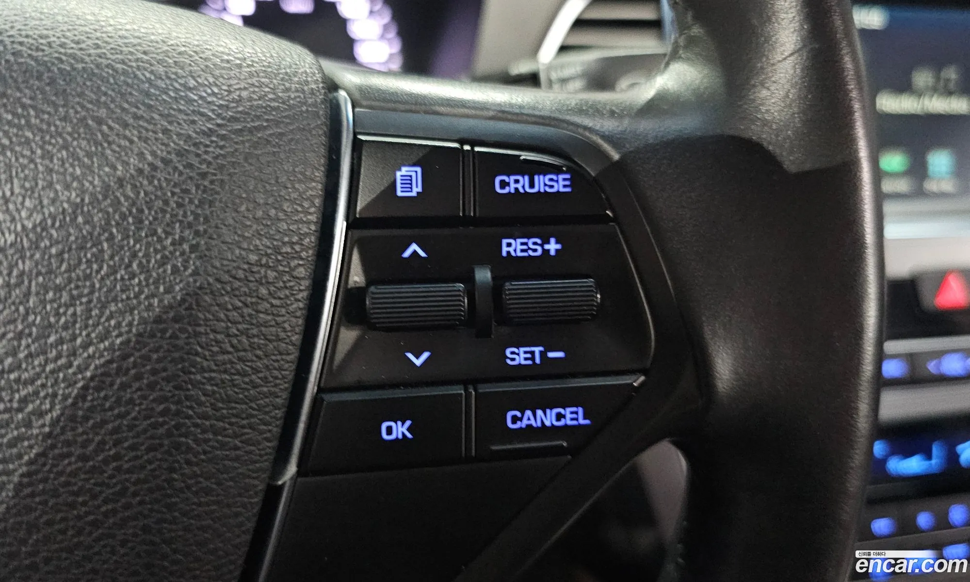 Hyundai LF Sonata Hybrid 2016 — 6