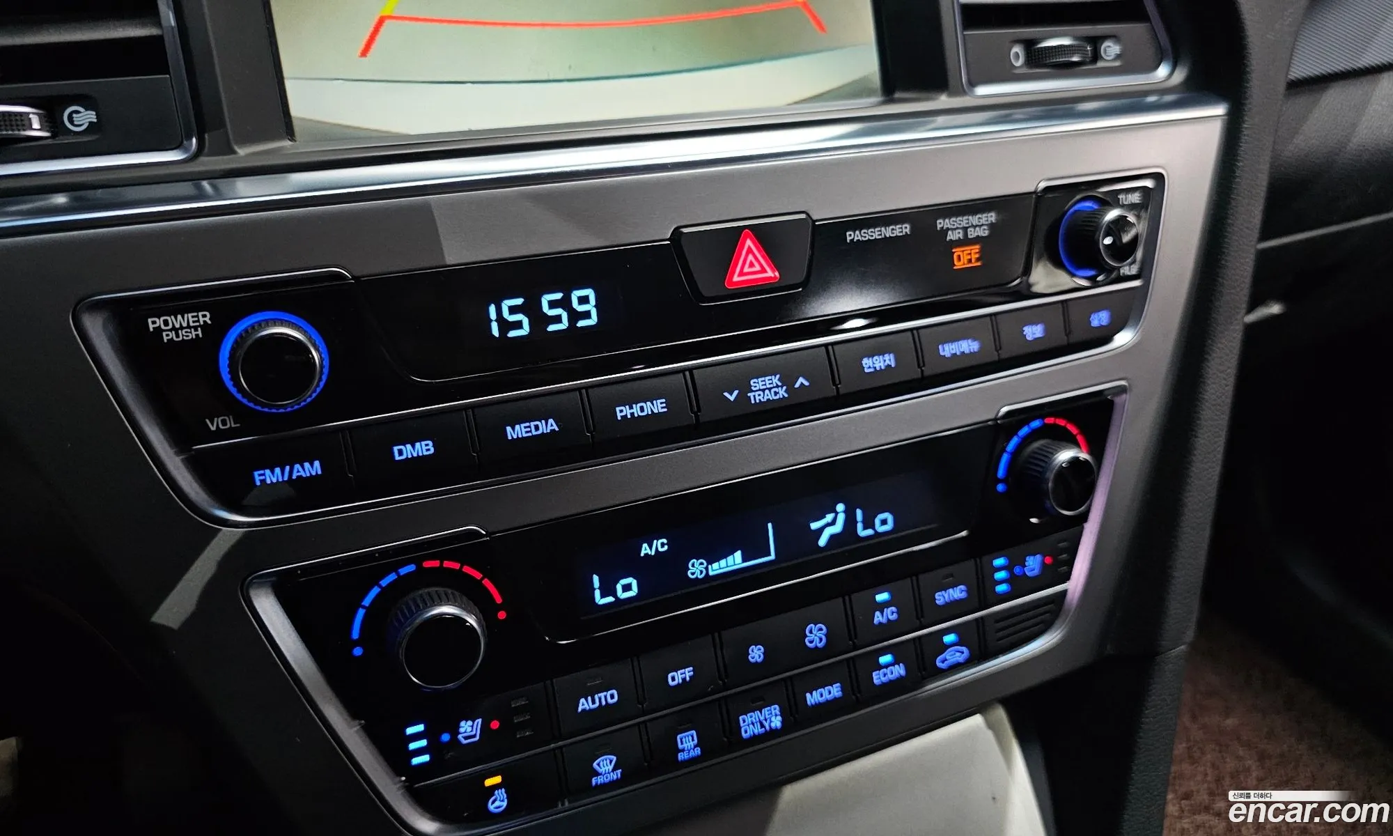 Hyundai LF Sonata Hybrid 2016 — 19