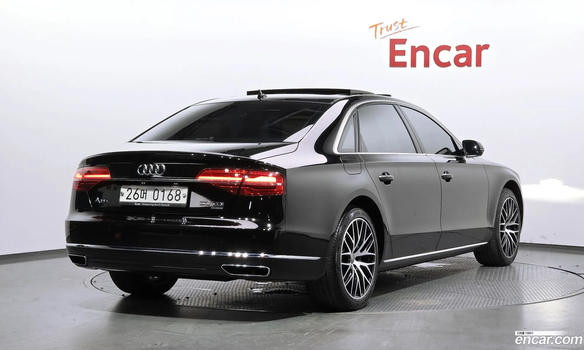Audi A8 2016 WAUZZZ4H3GN001736 — 19
