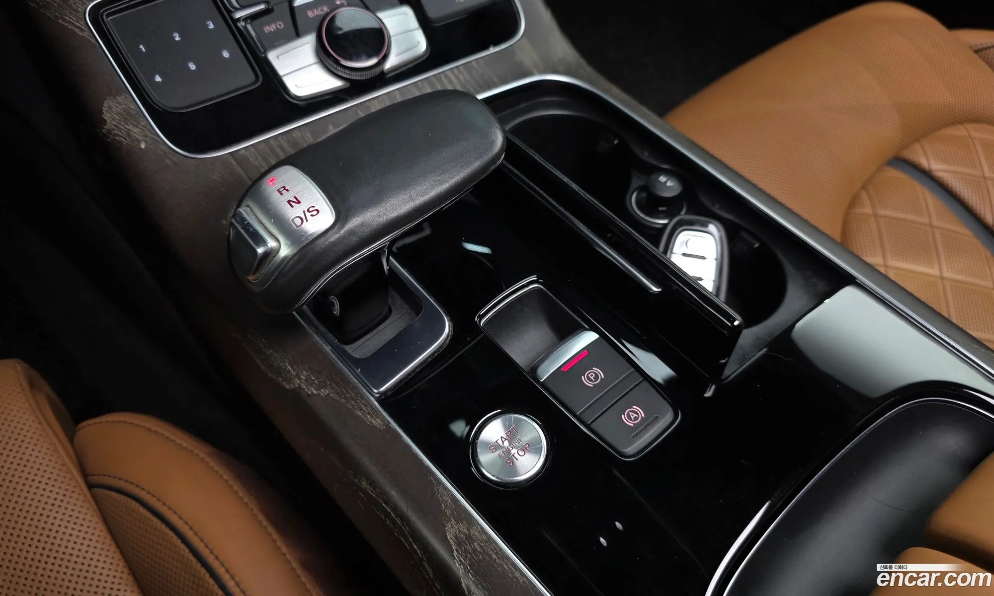 Audi A8 2016 WAUZZZ4H3GN001736 — 5