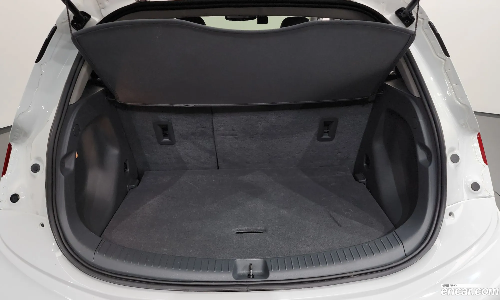 Chevrolet (GM Daewoo) Bolt EV 2019 — 15