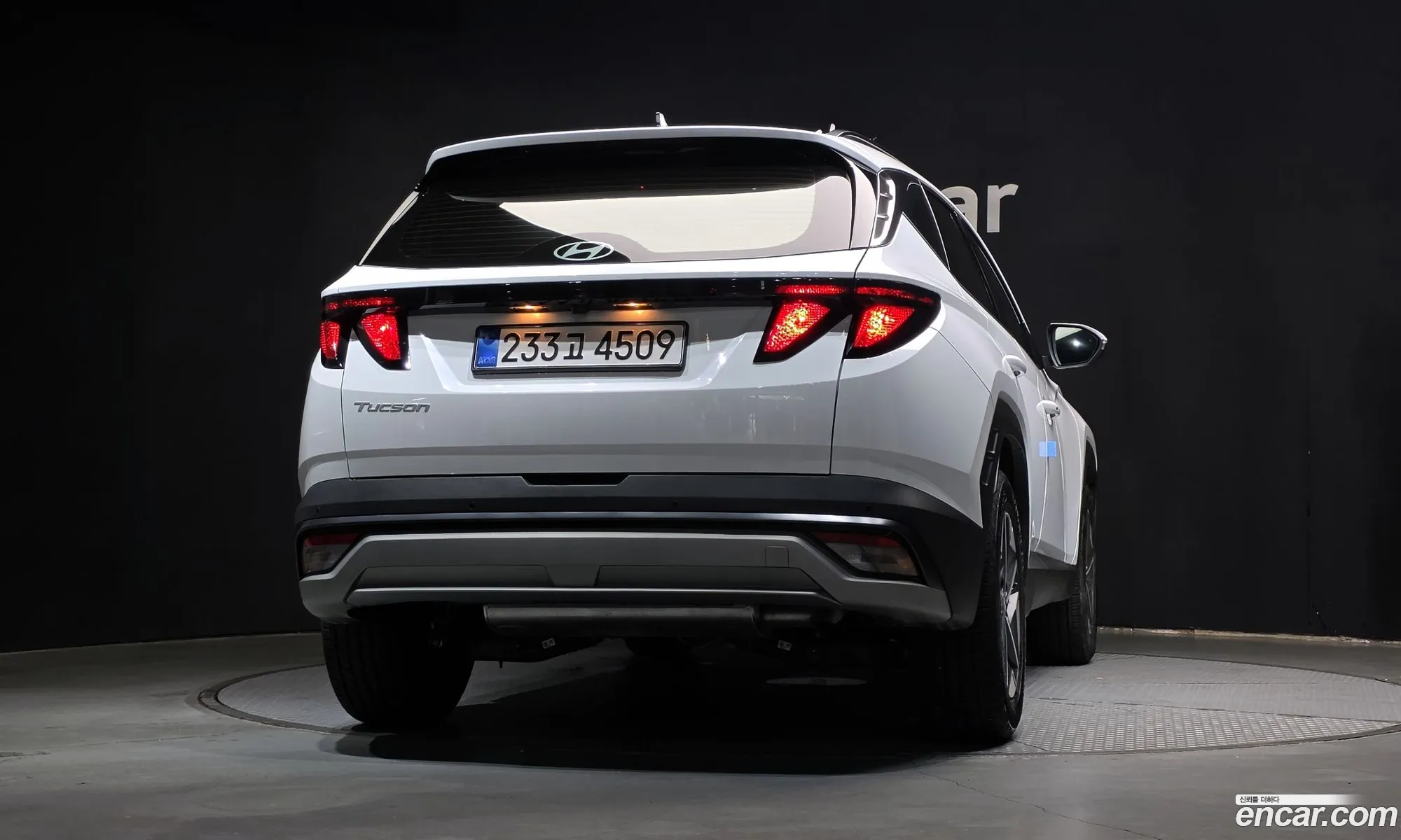 Hyundai Tucson Hybrid 2025 — 12