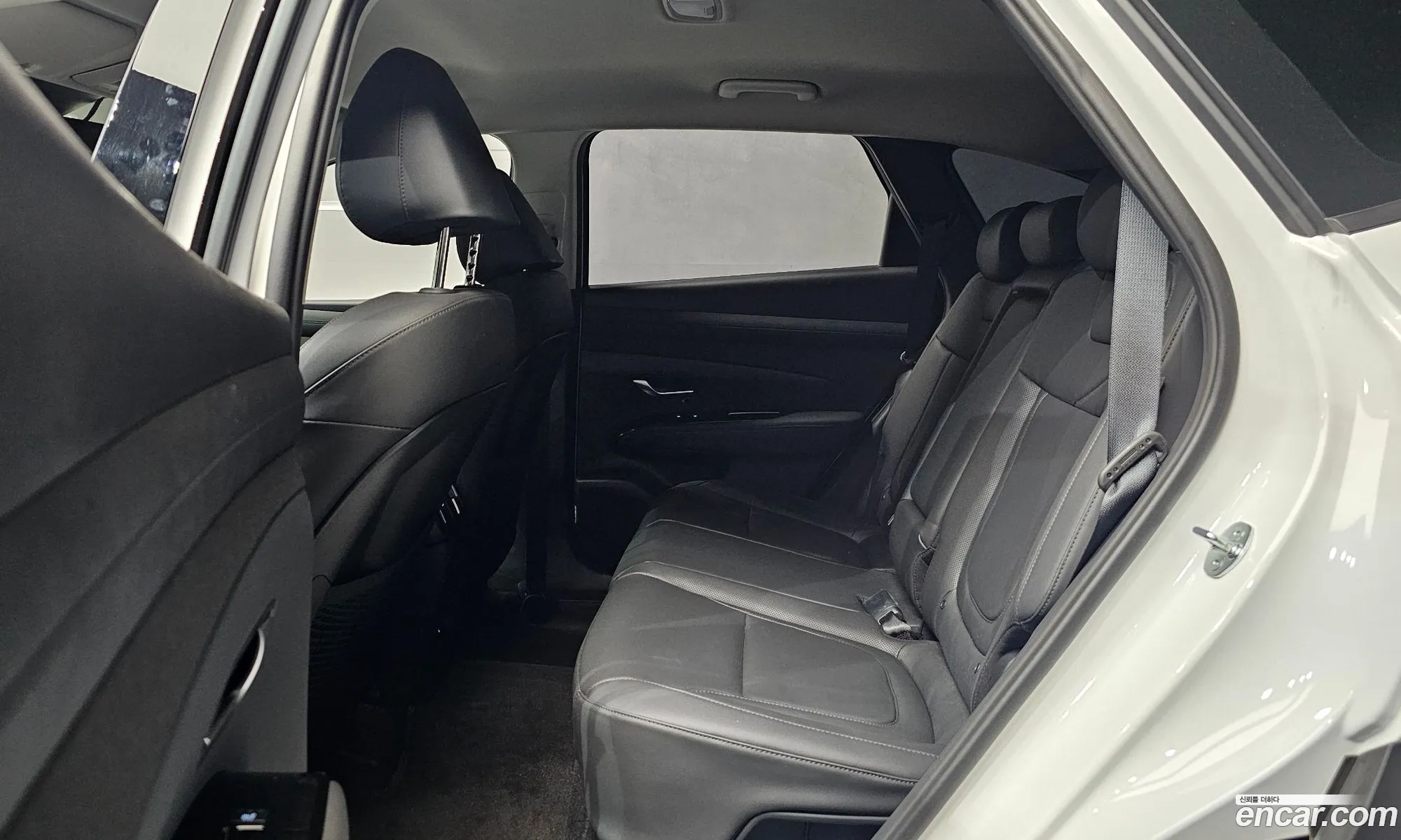Hyundai Tucson Hybrid 2025 — 21