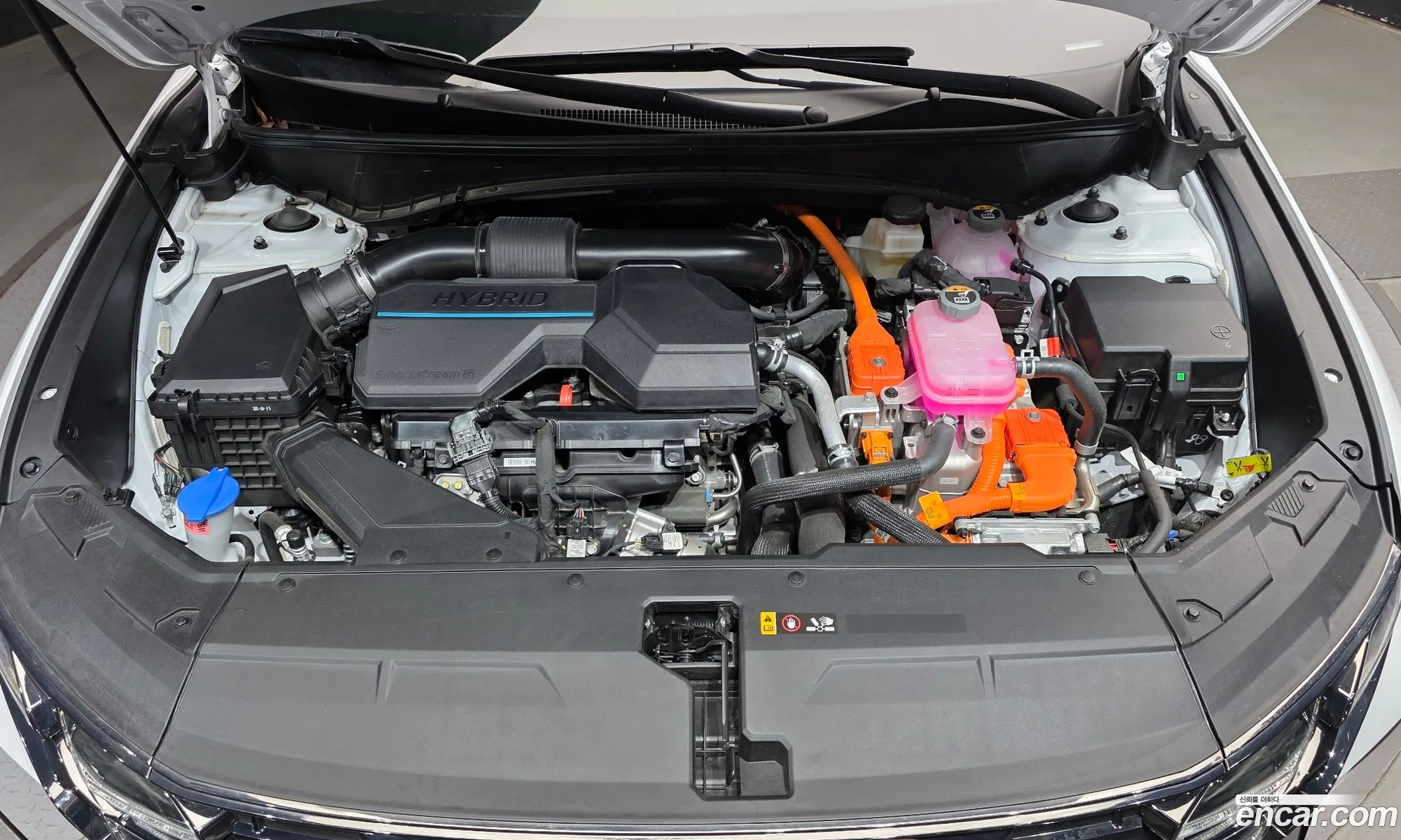 Hyundai Tucson Hybrid 2025 — 18