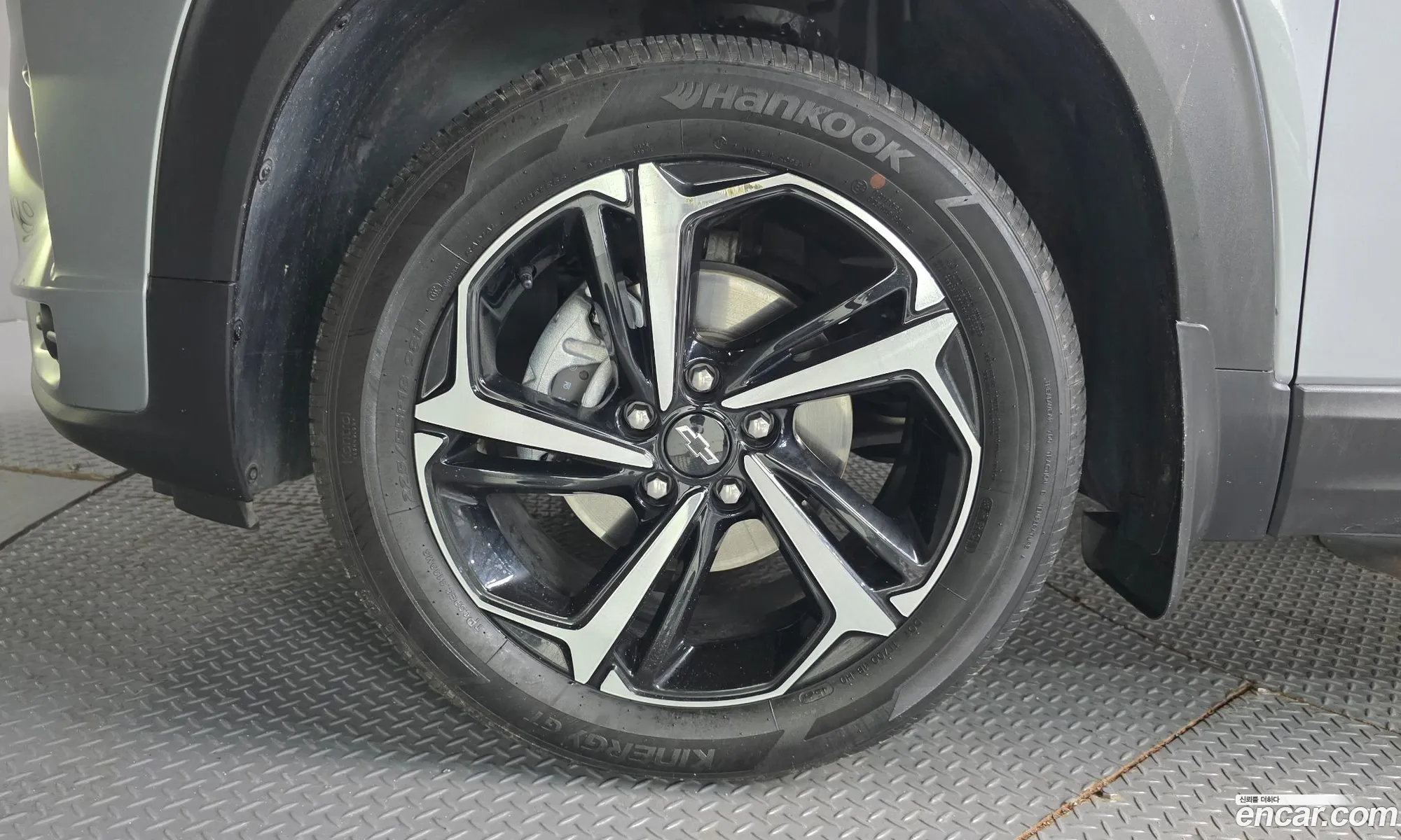 Chevrolet (GM Daewoo) Trailblazer 2023 — 24