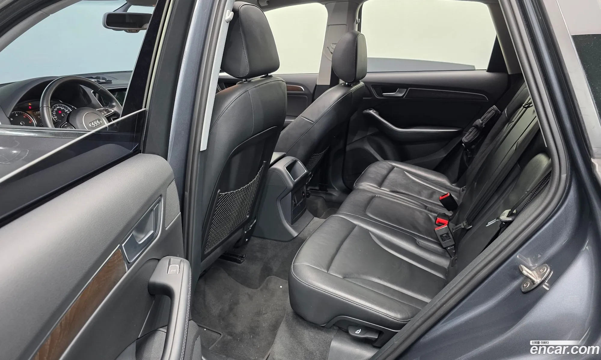 Audi Q5 2016 WAUZZZ8RXGA121432 — 3