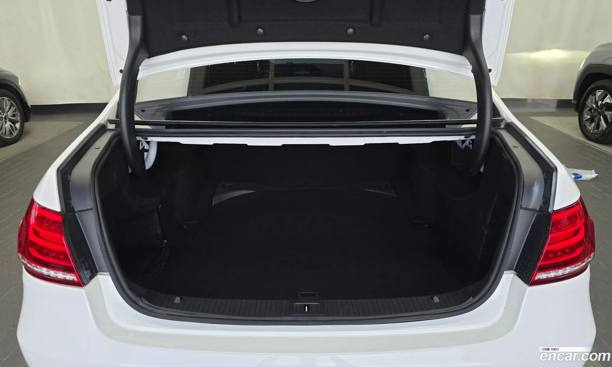 Mercedes-Benz E-Class W212 2015 — 7