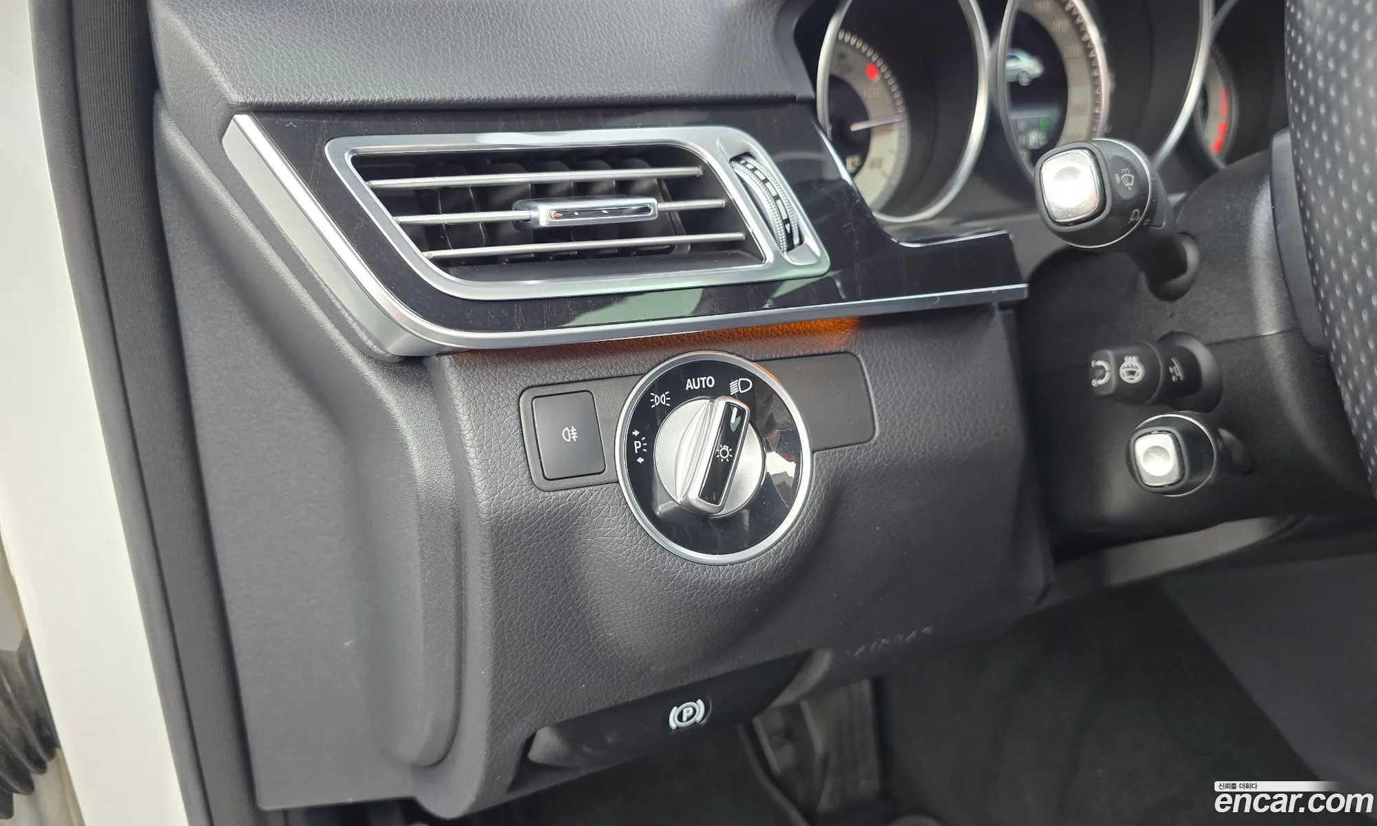 Mercedes-Benz E-Class W212 2015 — 2