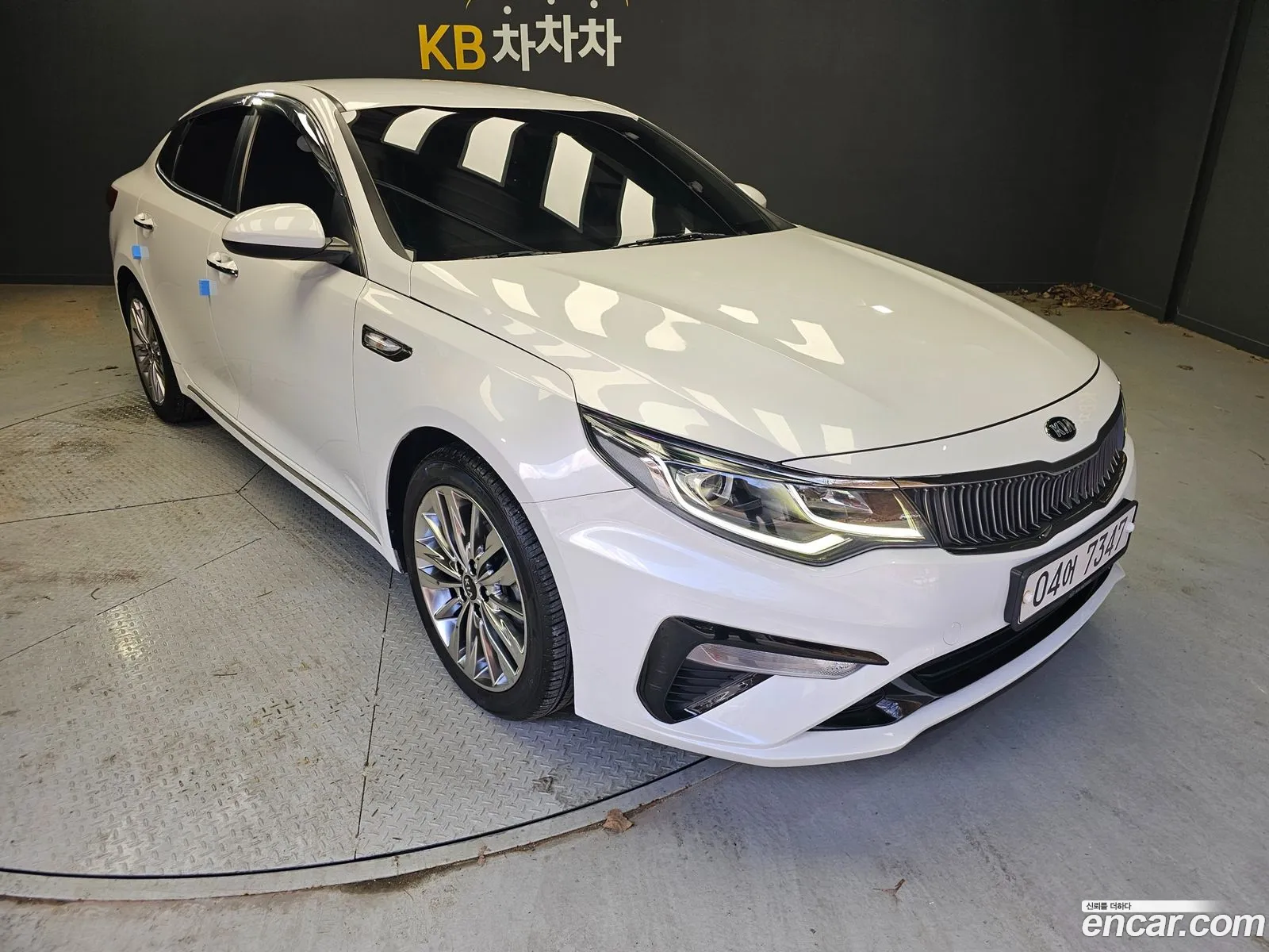 Kia K5 2018 — 19