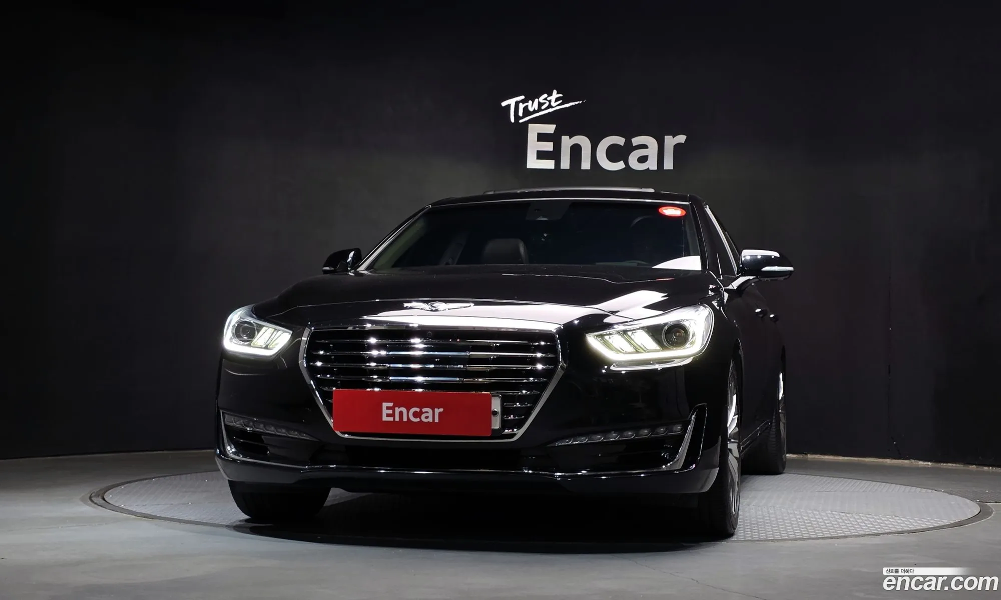 Genesis EQ900 2017 — 4