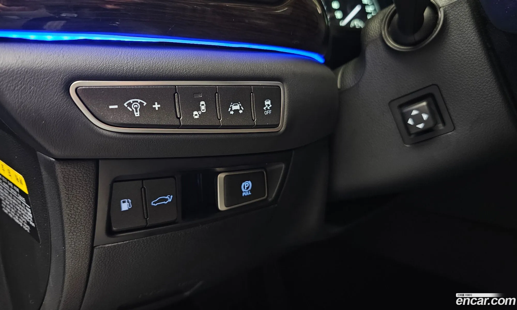 Genesis EQ900 2017 — 7