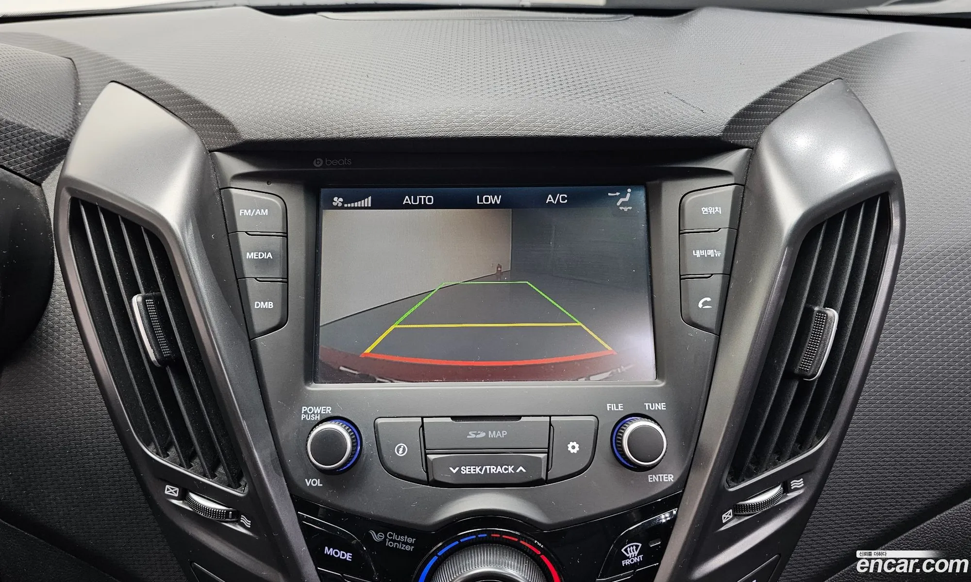 Hyundai Veloster 2015 — 28