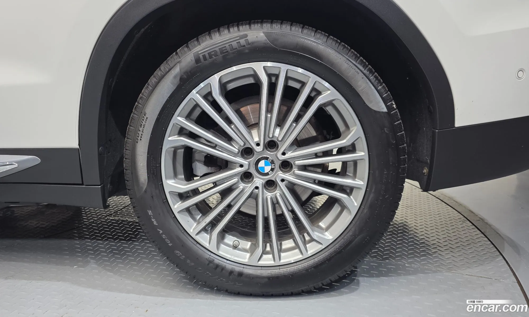 BMW X3 2020 — 18