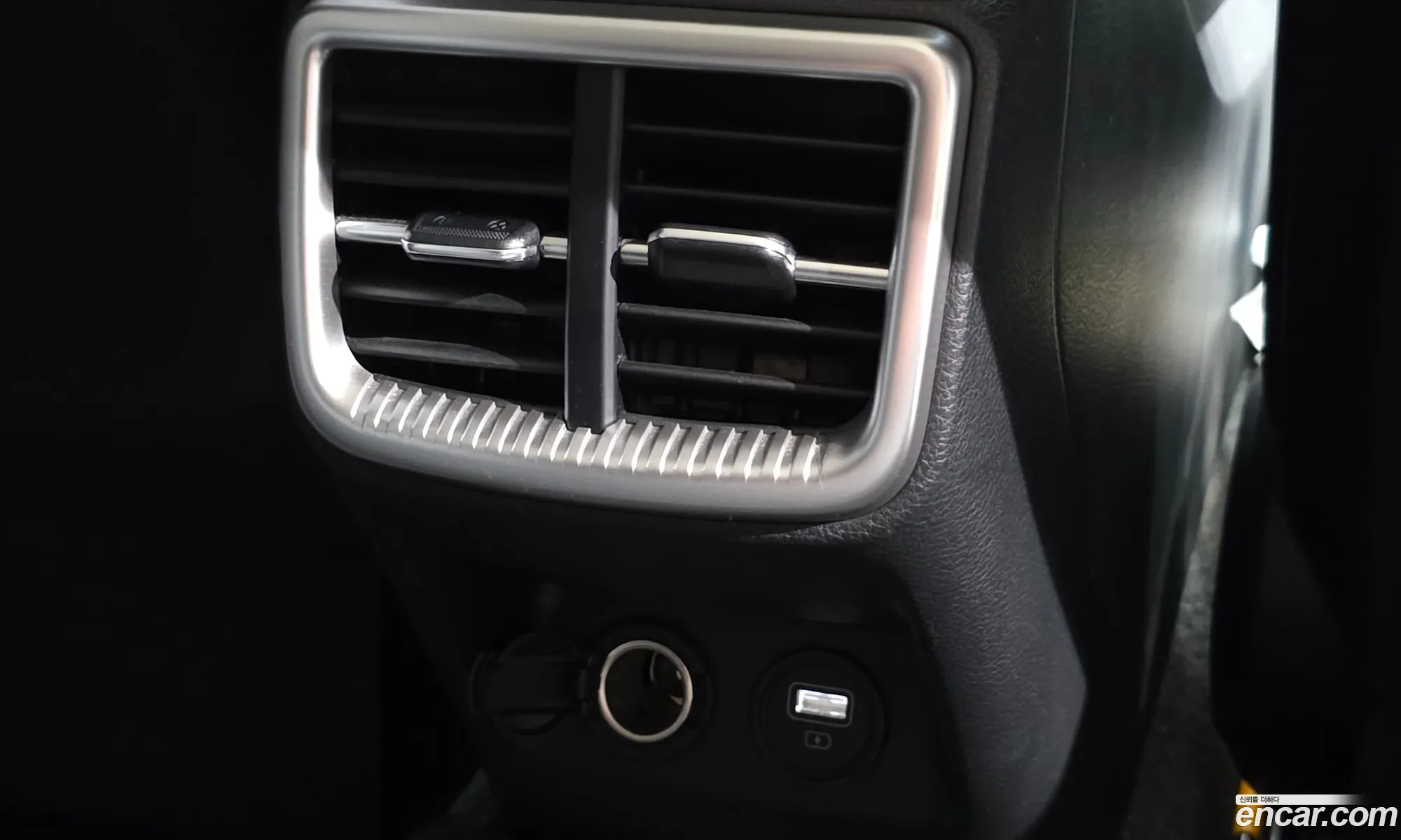 Kia K5 2023 — 5