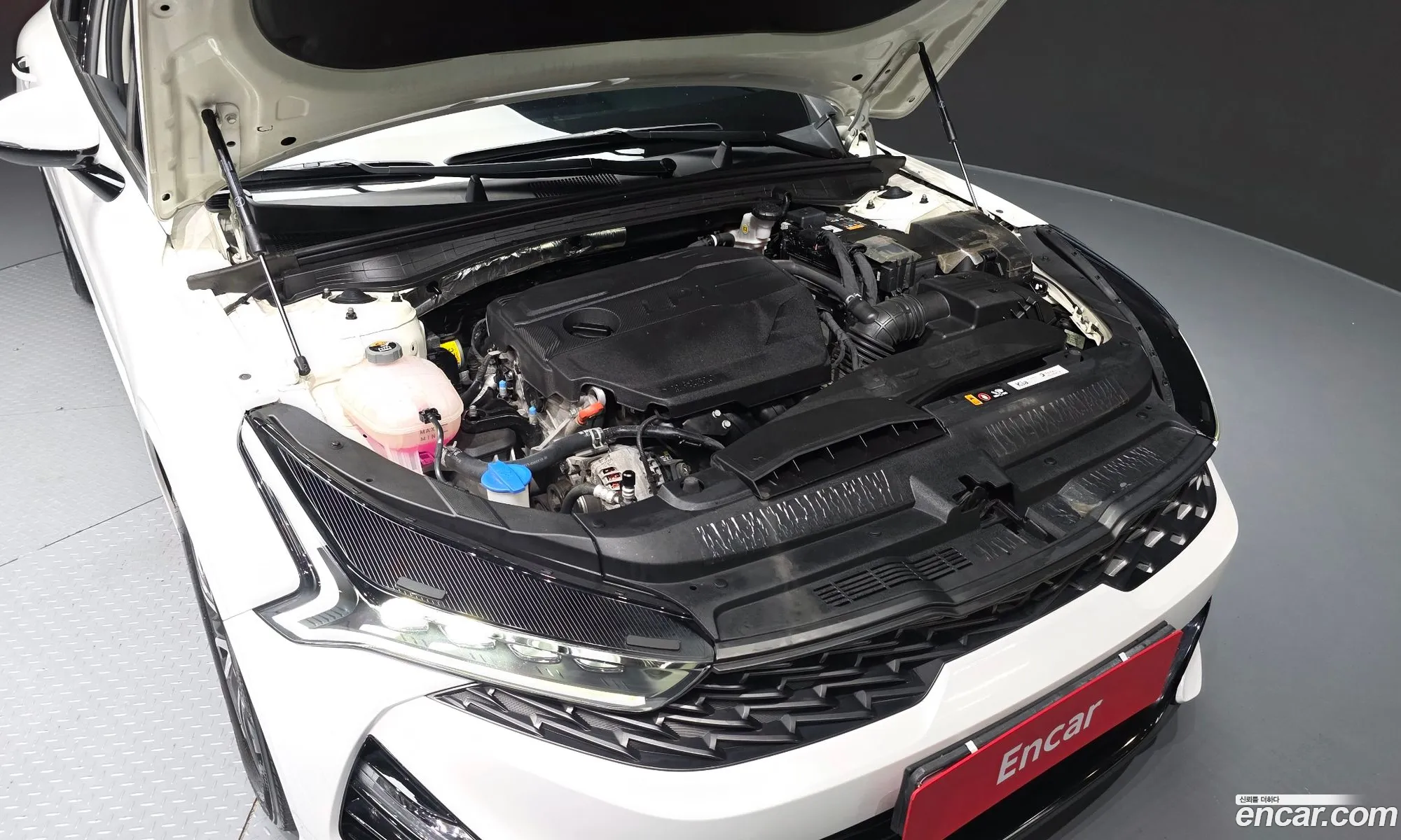 Kia K5 2023 — 28