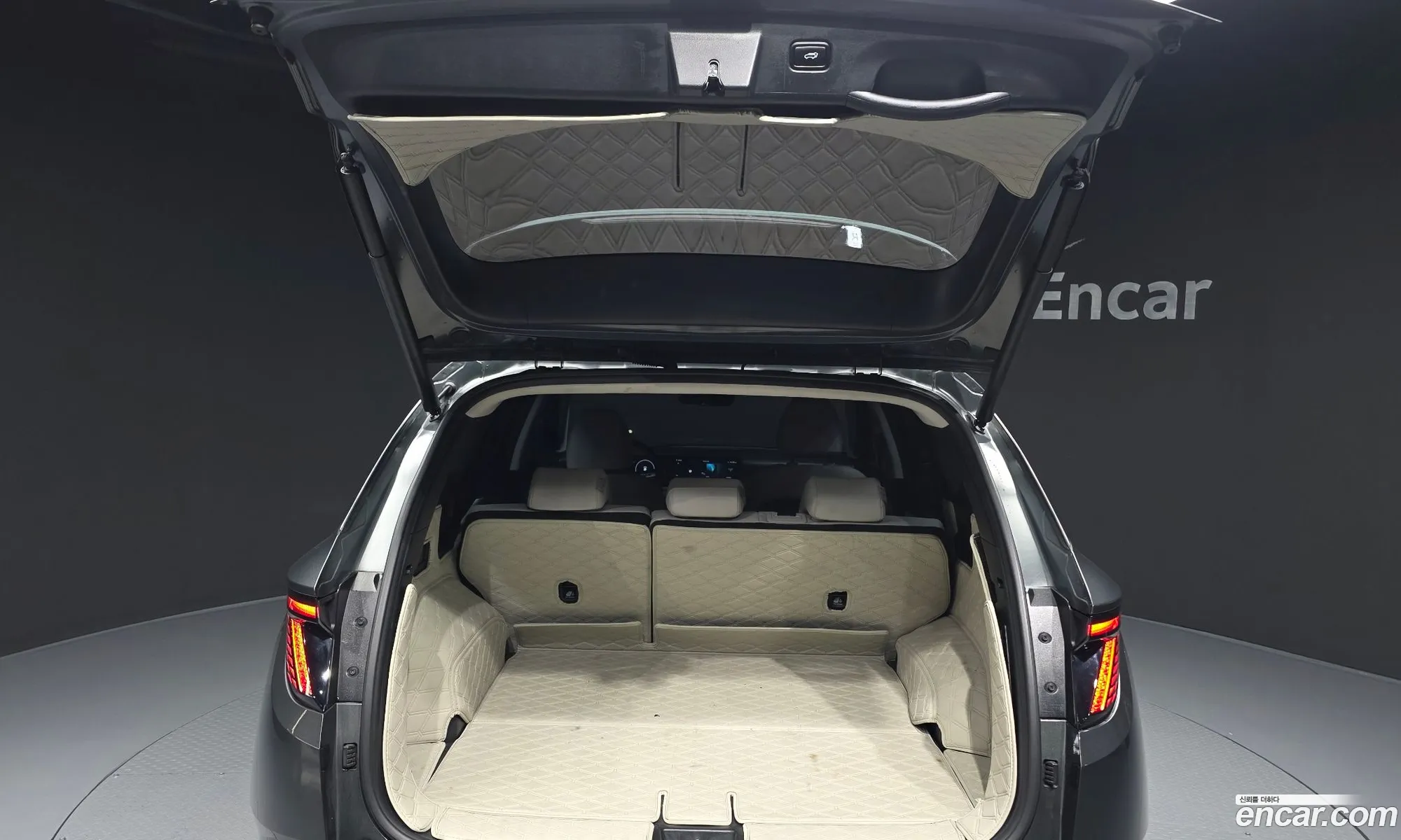 Hyundai Tucson Hybrid 2024 — 9
