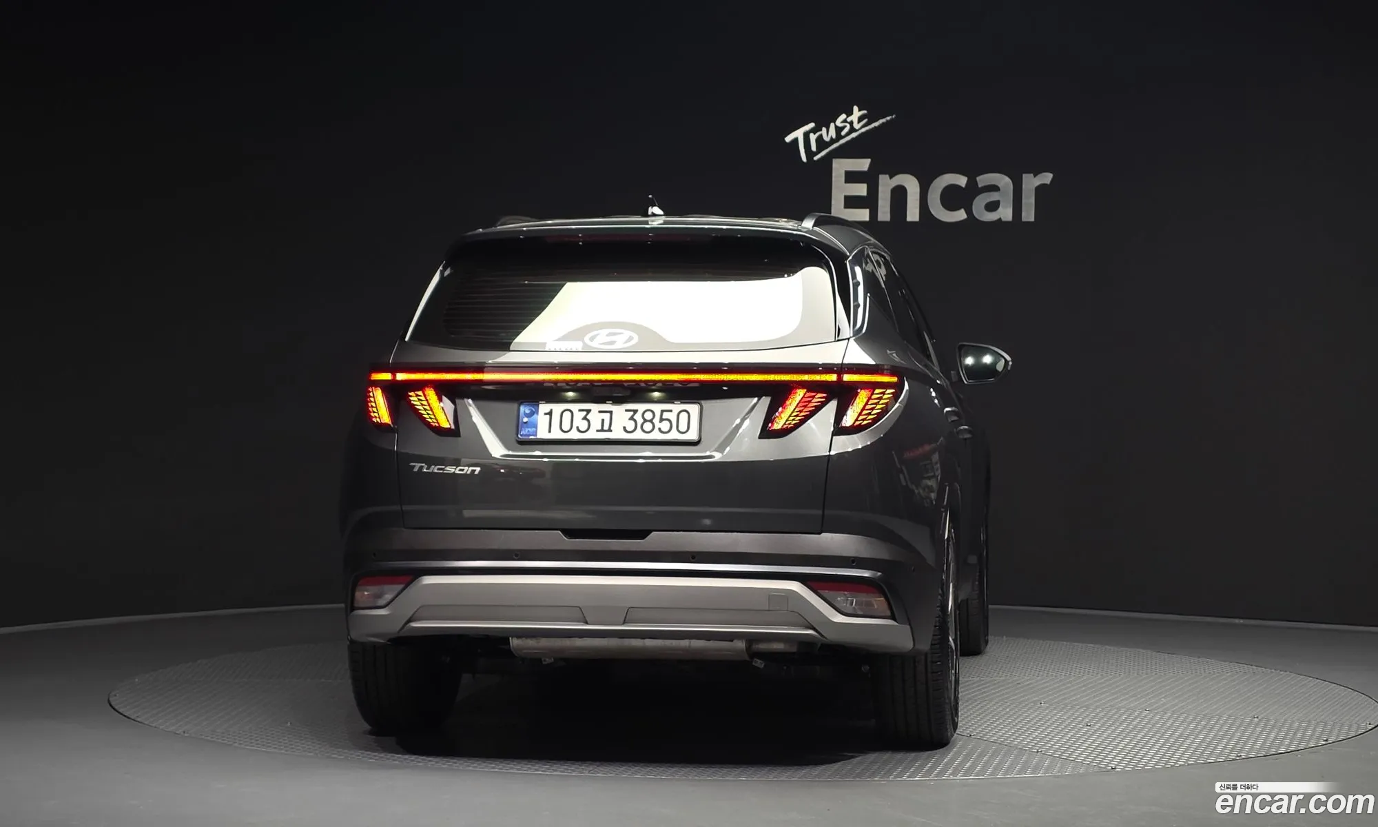 Hyundai Tucson Hybrid 2024 — 16
