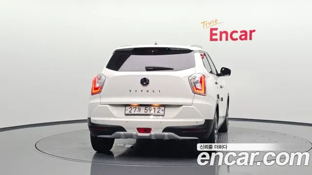 KG Mobility (SsangYong) Tivoli 2015 — 3