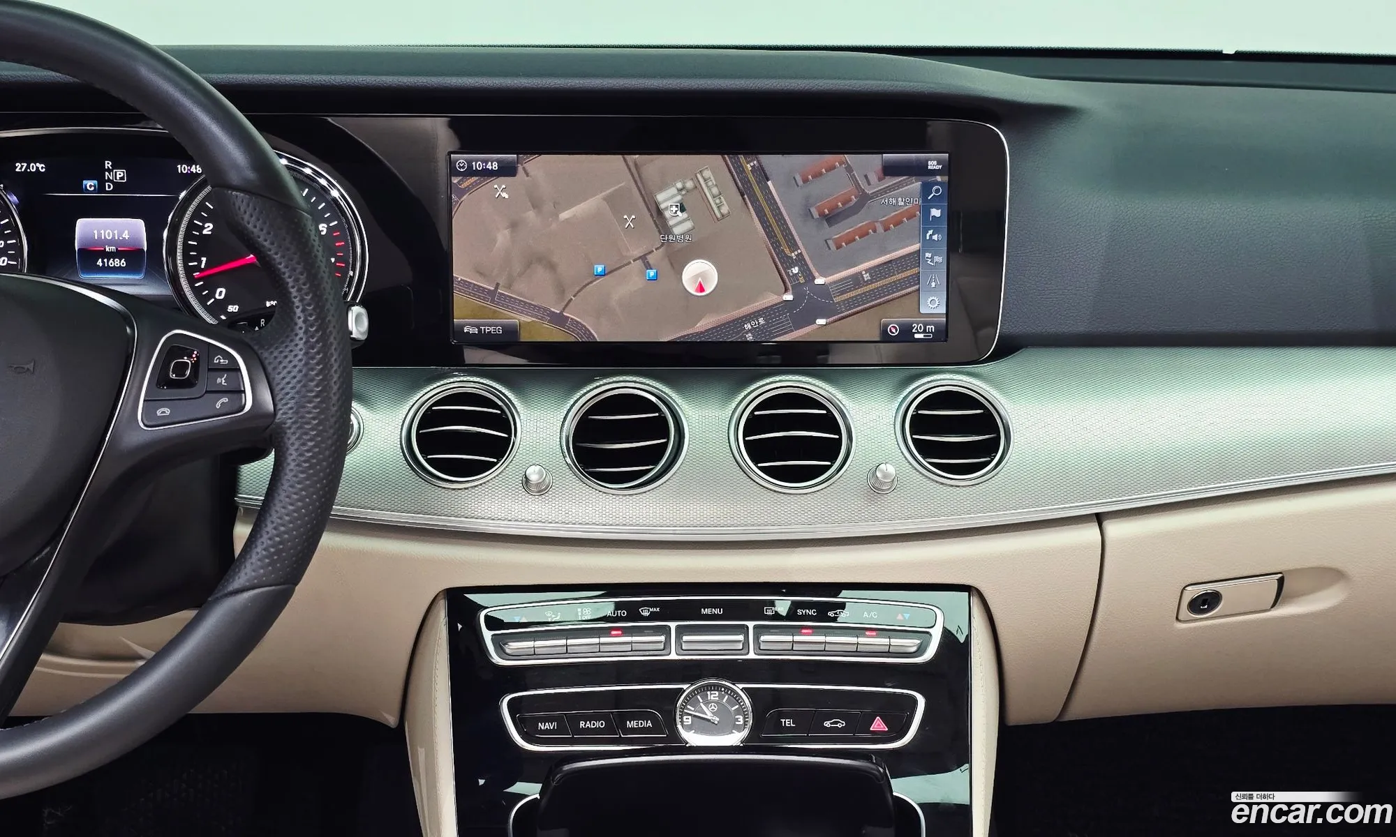 Mercedes-Benz E-Class W213 2018 WDDZF4CB0JA401446 — 22