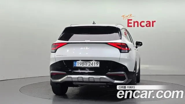 Kia Sportage 2023 — 3